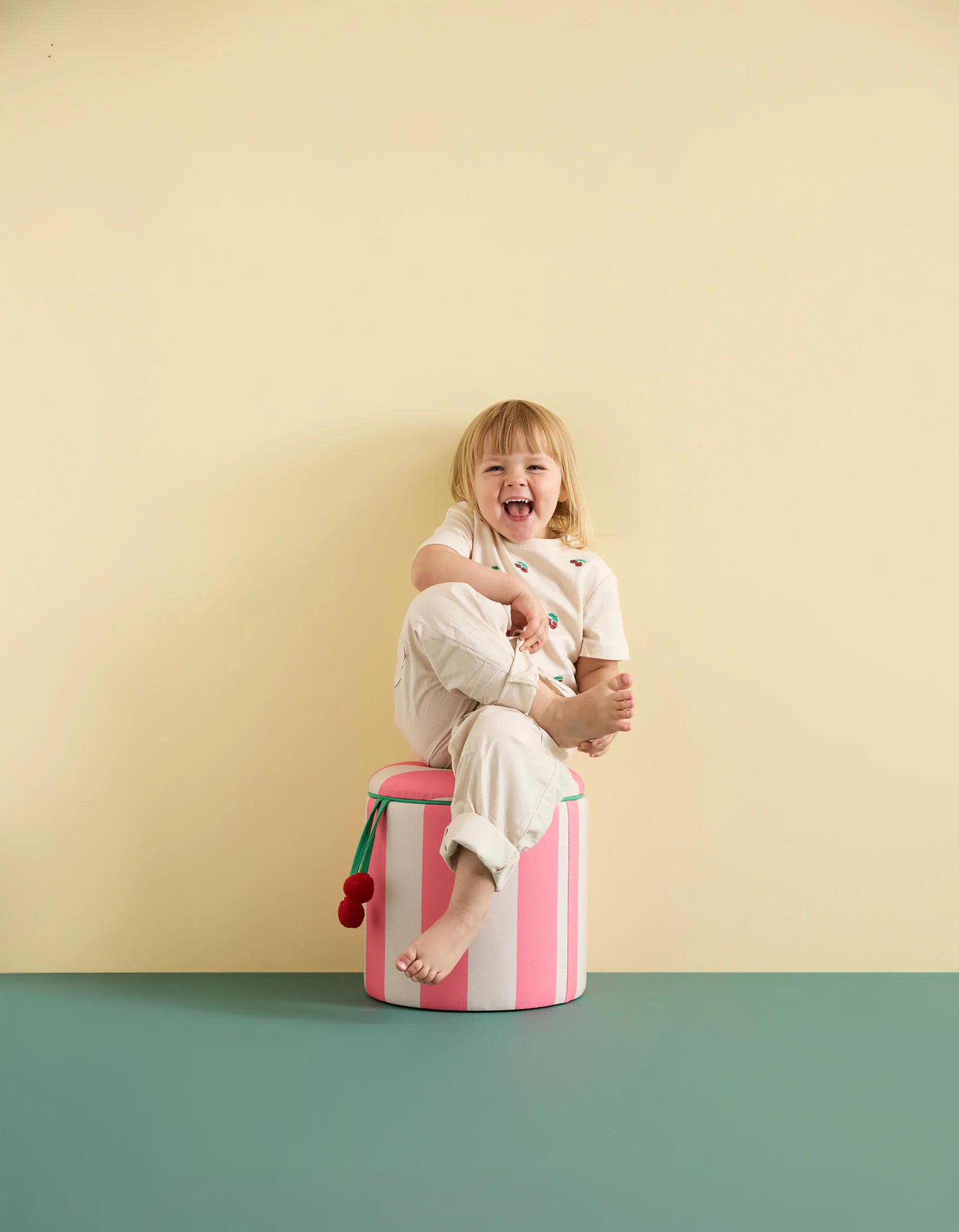 Pouf Zylinder mit Aufbewahrung, Rosa, Ø40 x 30,5 cm Kid's Concept