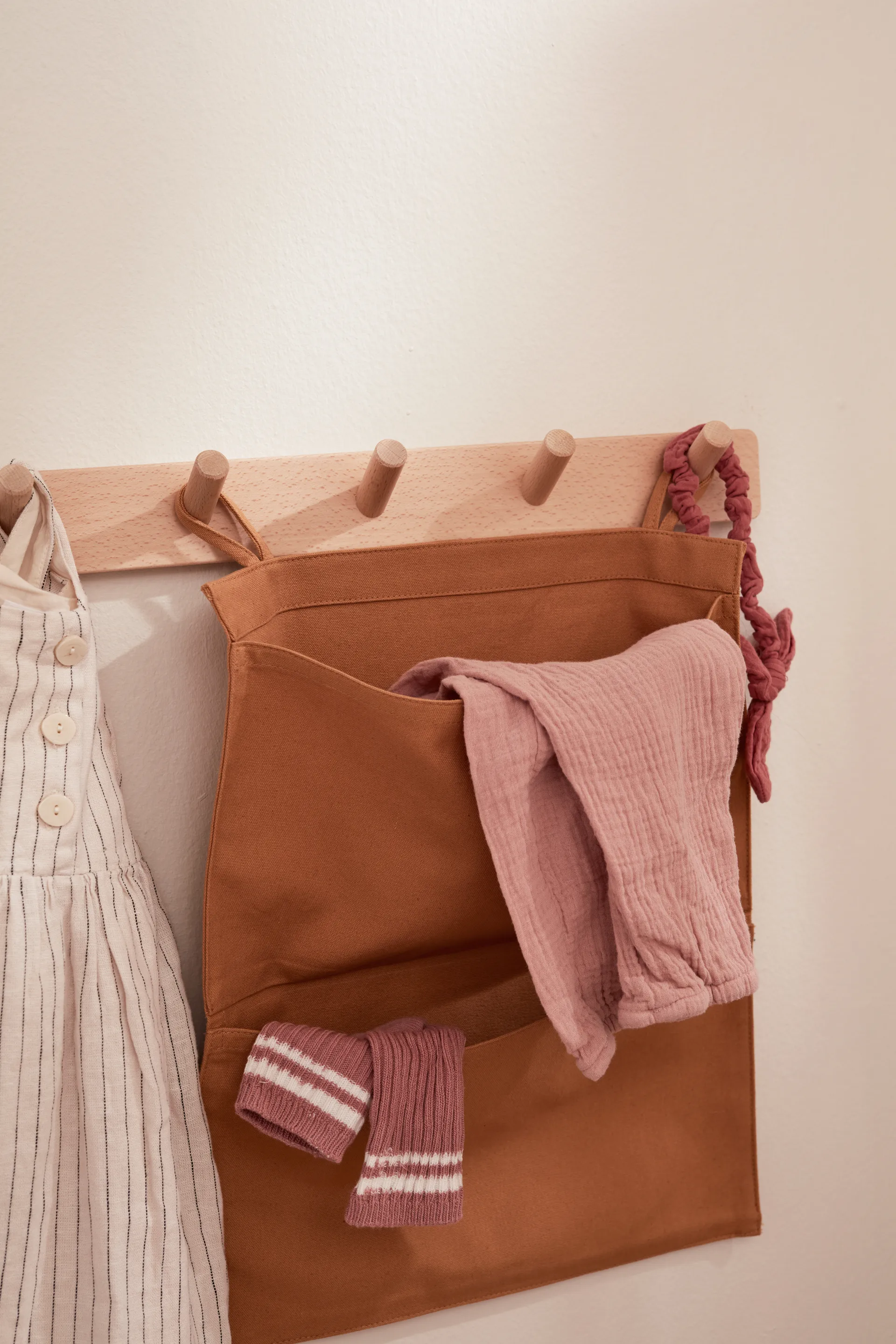 Saga Hakenbrett, Buche Kid's Concept