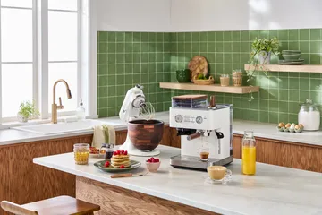 Artisan 5KSM156 Küchenmaschine mit Holzschüssel 4,7 l - Porcelain white-walnut - KitchenAid
