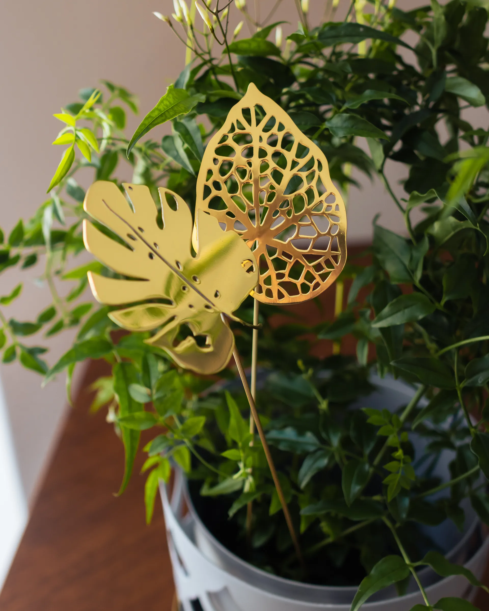 Brass leaves Dekoration 2er-Pack, Water KLONG