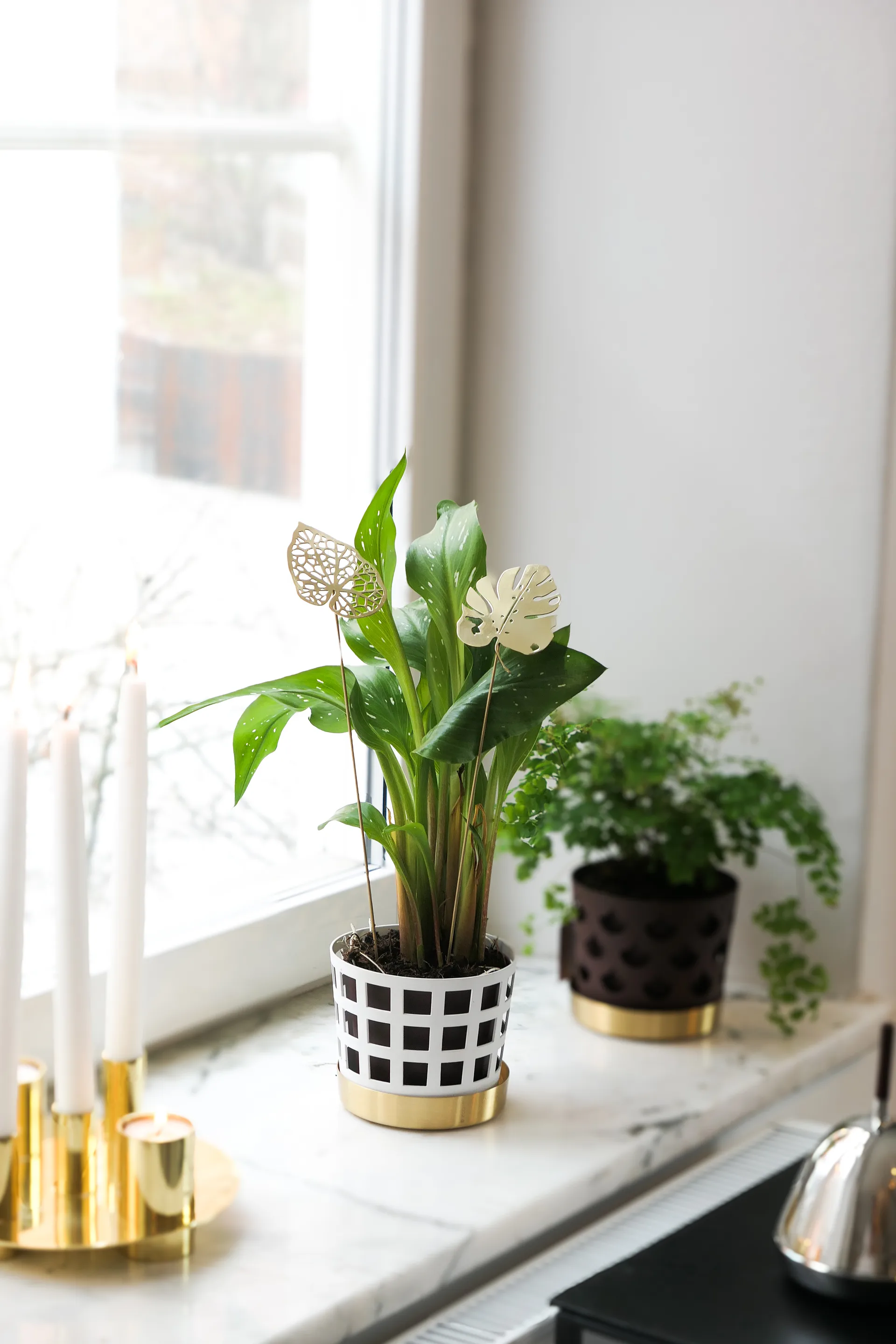 Brass leaves Dekoration 2er-Pack, Water KLONG