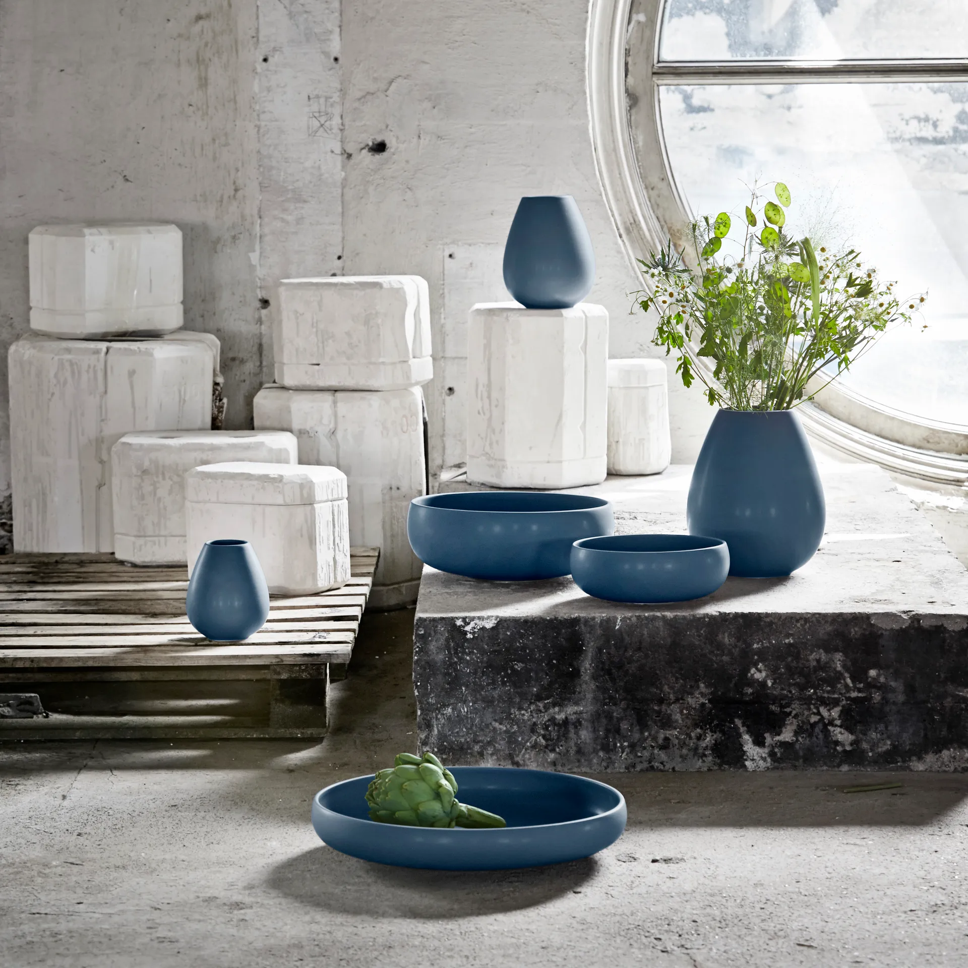 Earth Vase 14cm, Blau Knabstrup Keramik