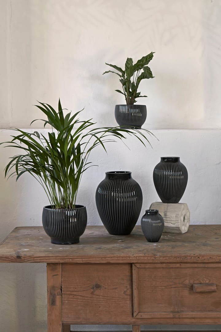 Knabstrup Blumentopf gerippt Ø14,5cm, Schwarz Knabstrup Keramik