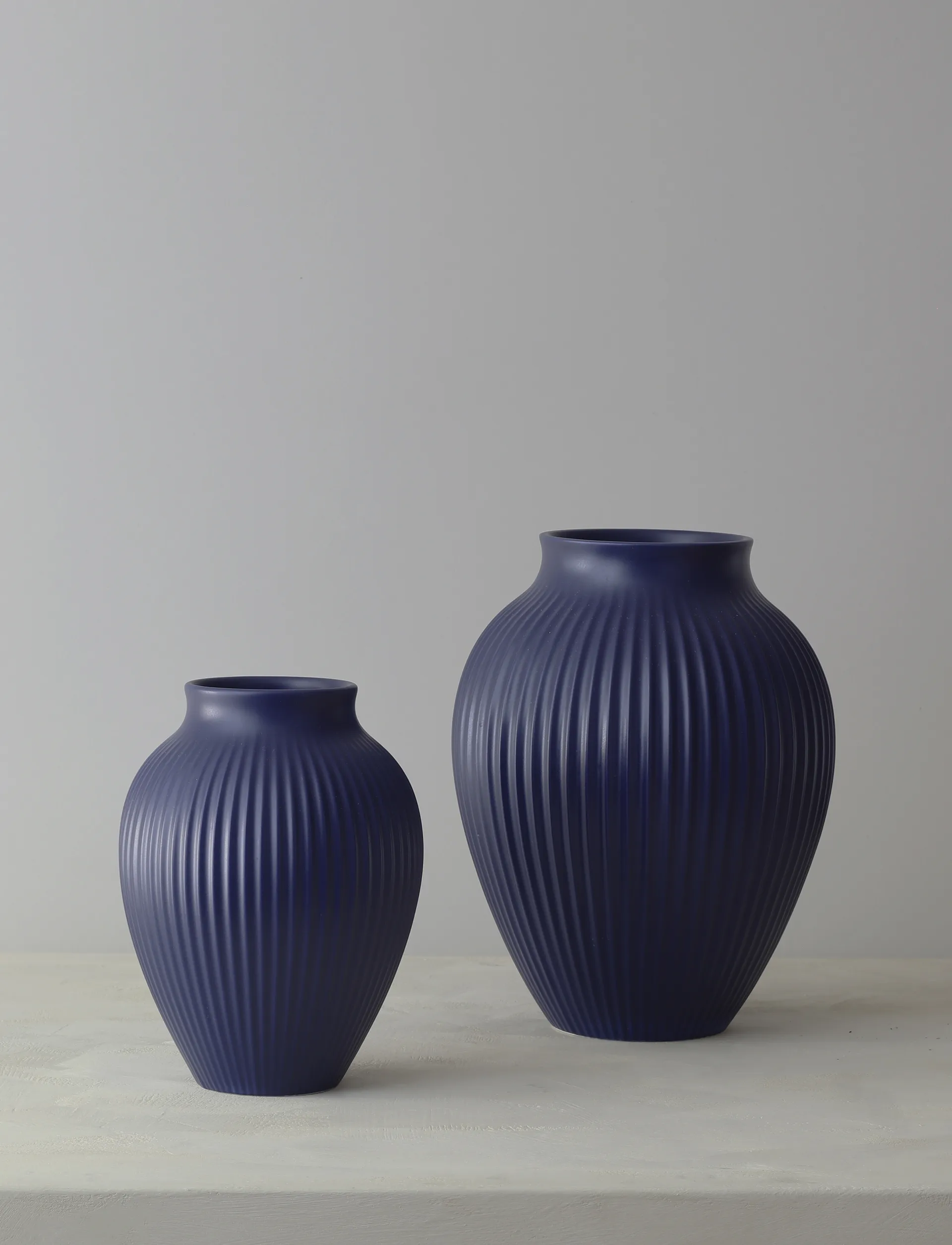 Knabstrup Vase geriffelt 20cm, Dark blue Knabstrup Keramik