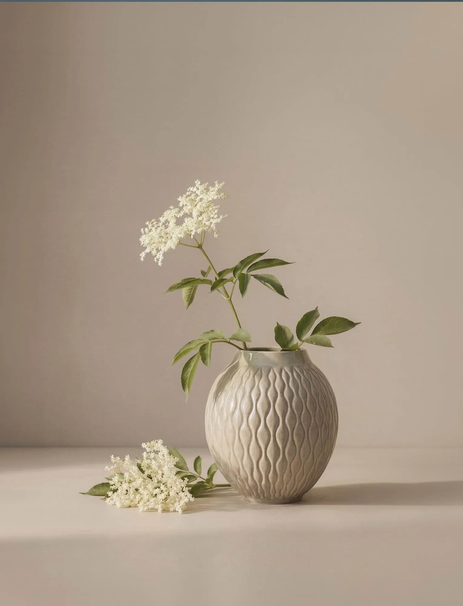 Solum Vase, Ash, 24 cm Knabstrup Keramik