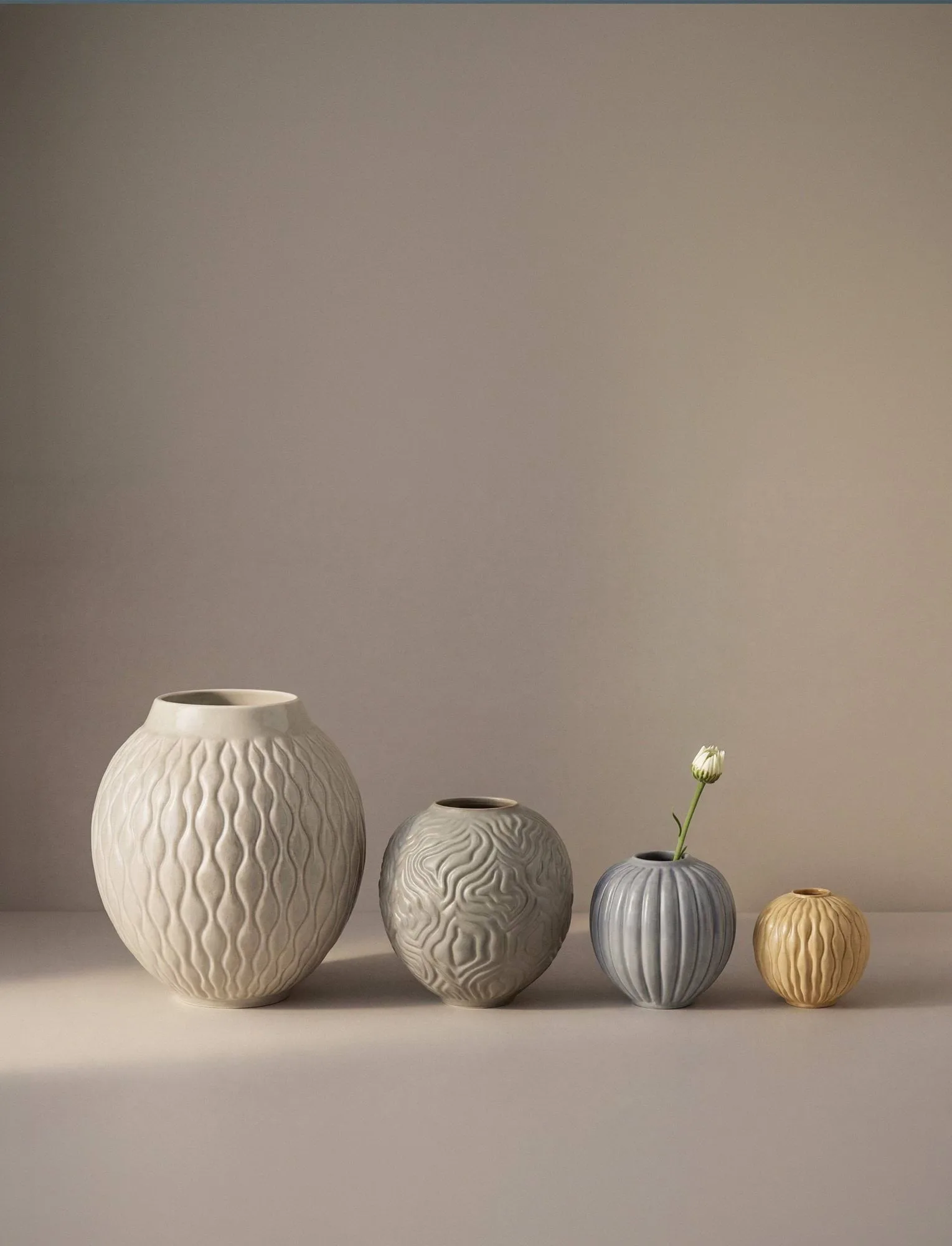 Solum Vase, Ocker, 8,5 cm Knabstrup Keramik
