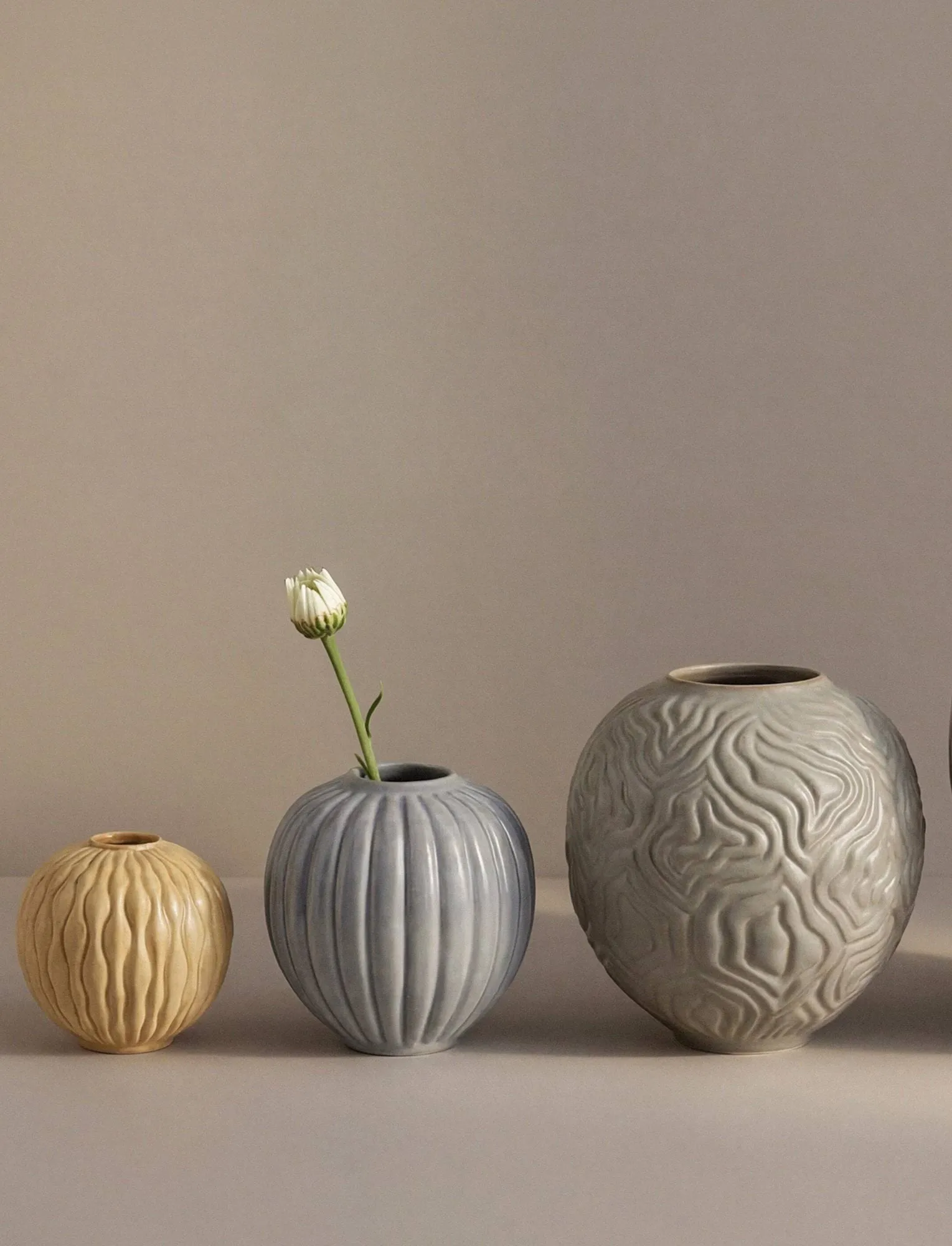 Solum Vase, Ocker, 8,5 cm Knabstrup Keramik