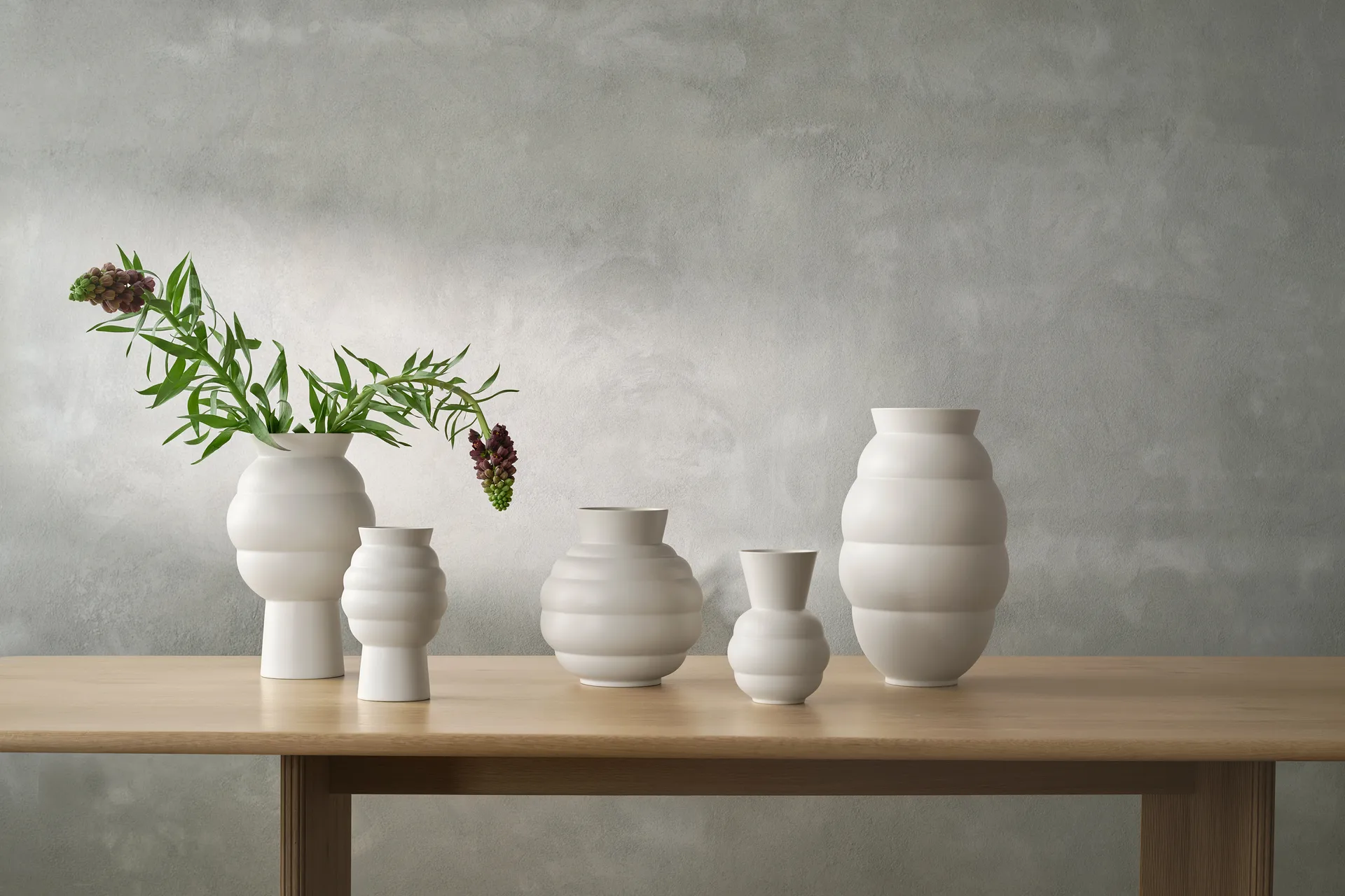 Tortus Archie Vase No3 26,5 cm, Weiß Knabstrup Keramik