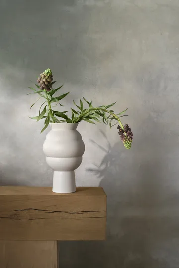 Tortus Archie Vase No4 37 cm - White - Knabstrup Keramik