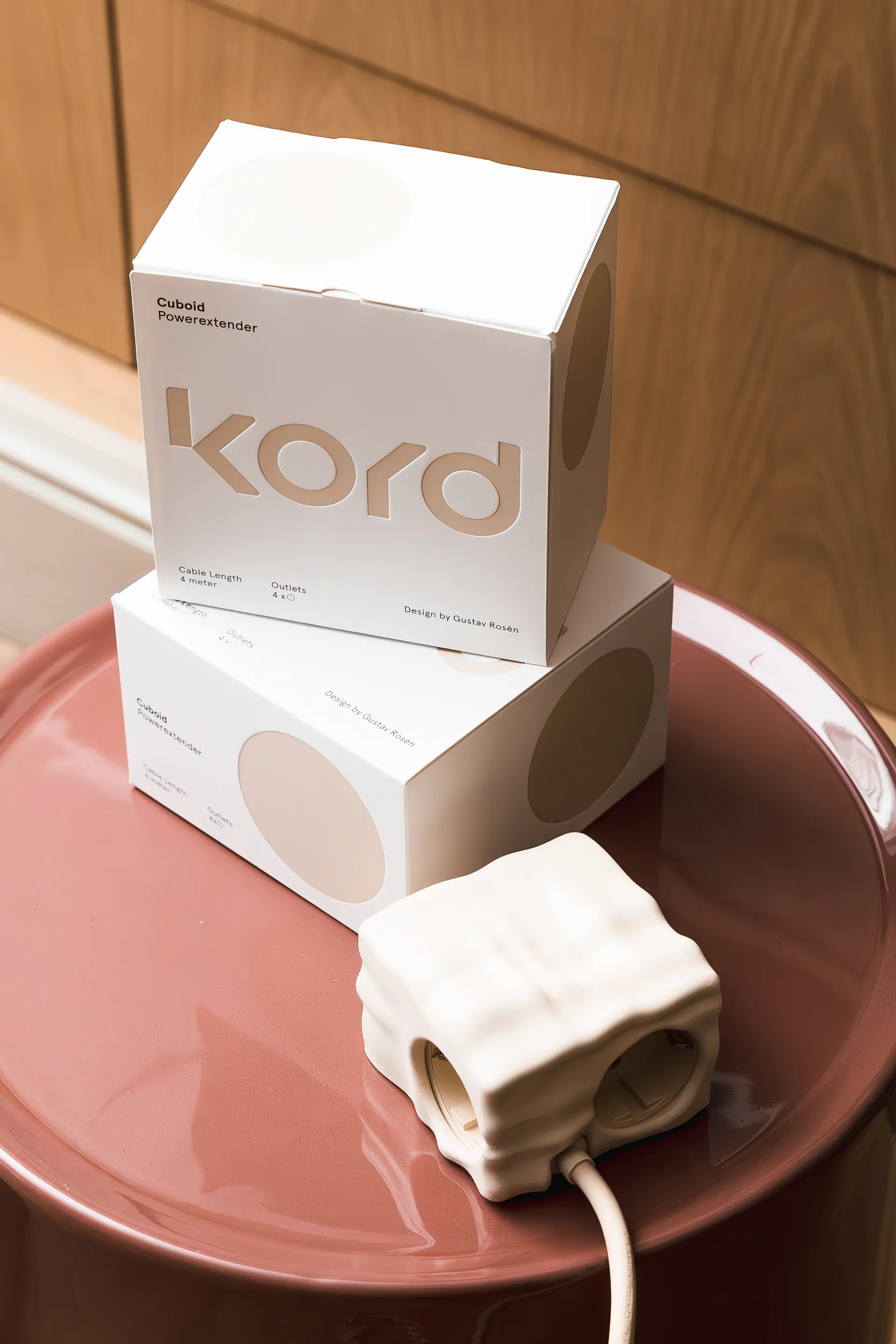 Cumulus+ case-Schale für Cuboid Steckdosenleiste, Beige Kord