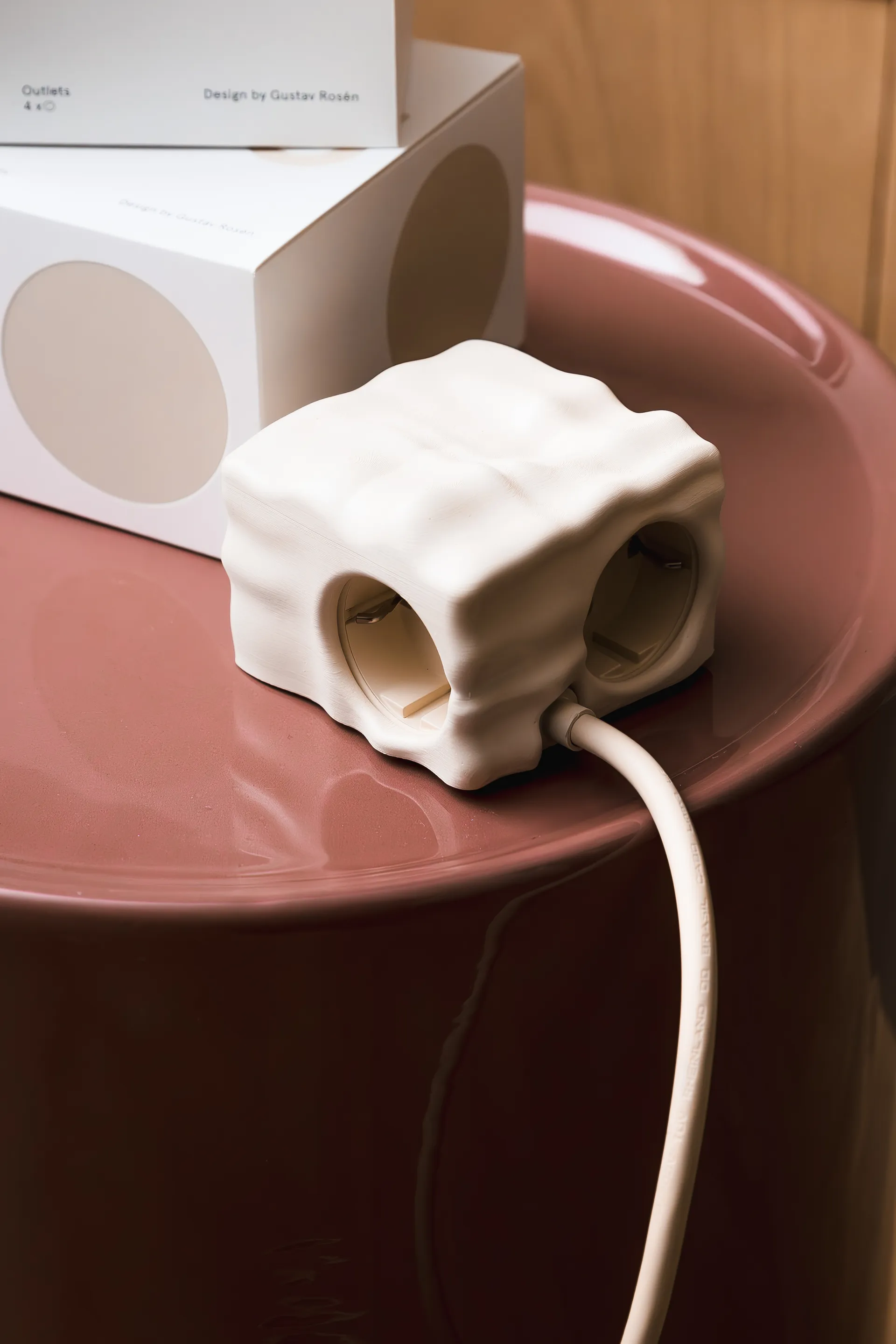 Cumulus+ case-Schale für Cuboid Steckdosenleiste, Beige Kord