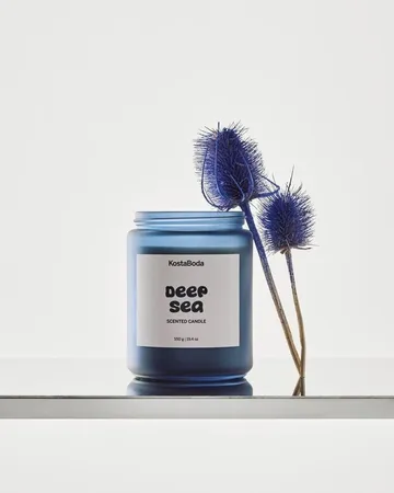 Mind Duftkerze - Deep Sea, 550 g - Kosta Boda