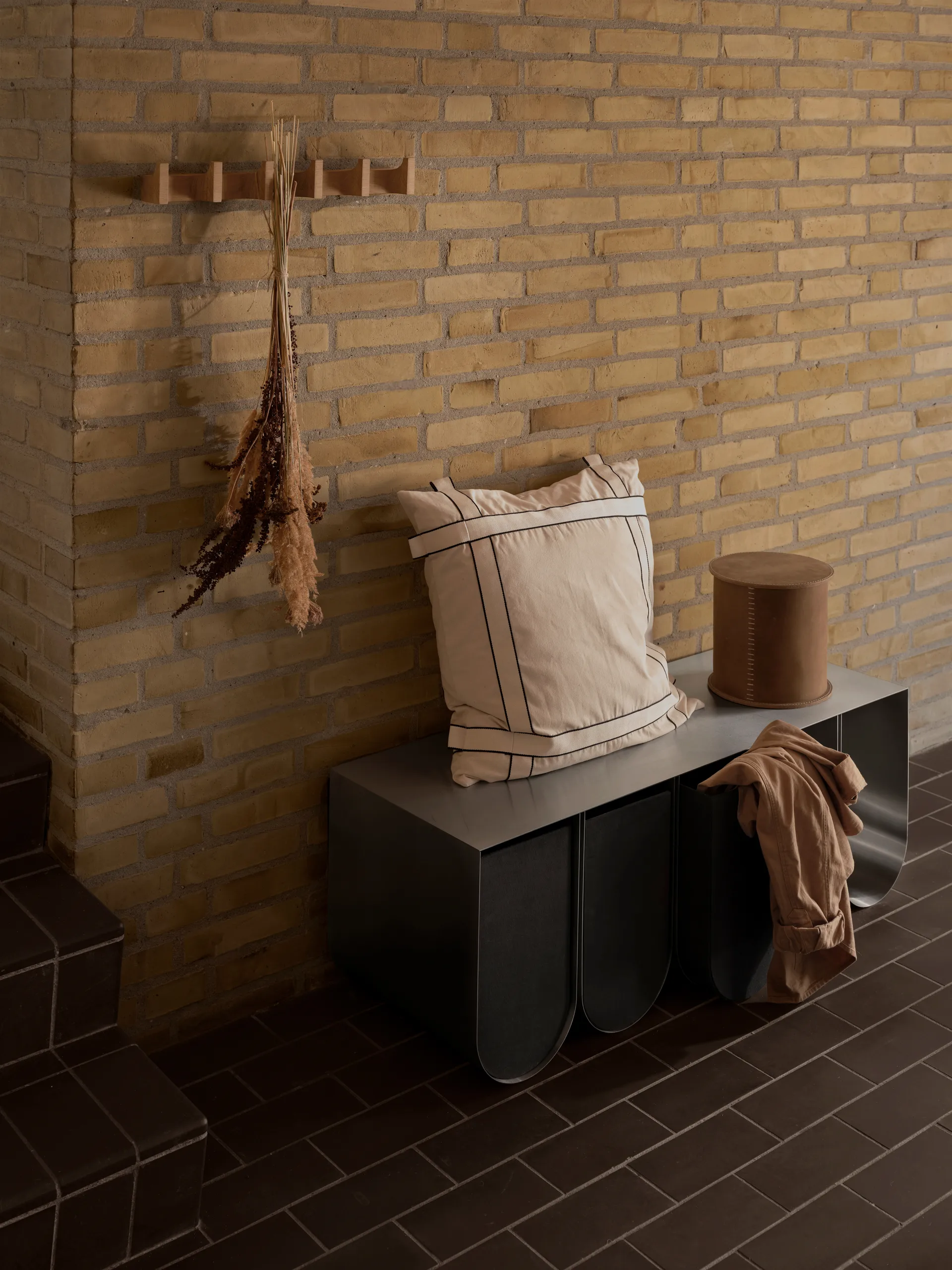 Column Garderobenständer 49 cm, Hell geölte Eiche Kristina Dam Studio