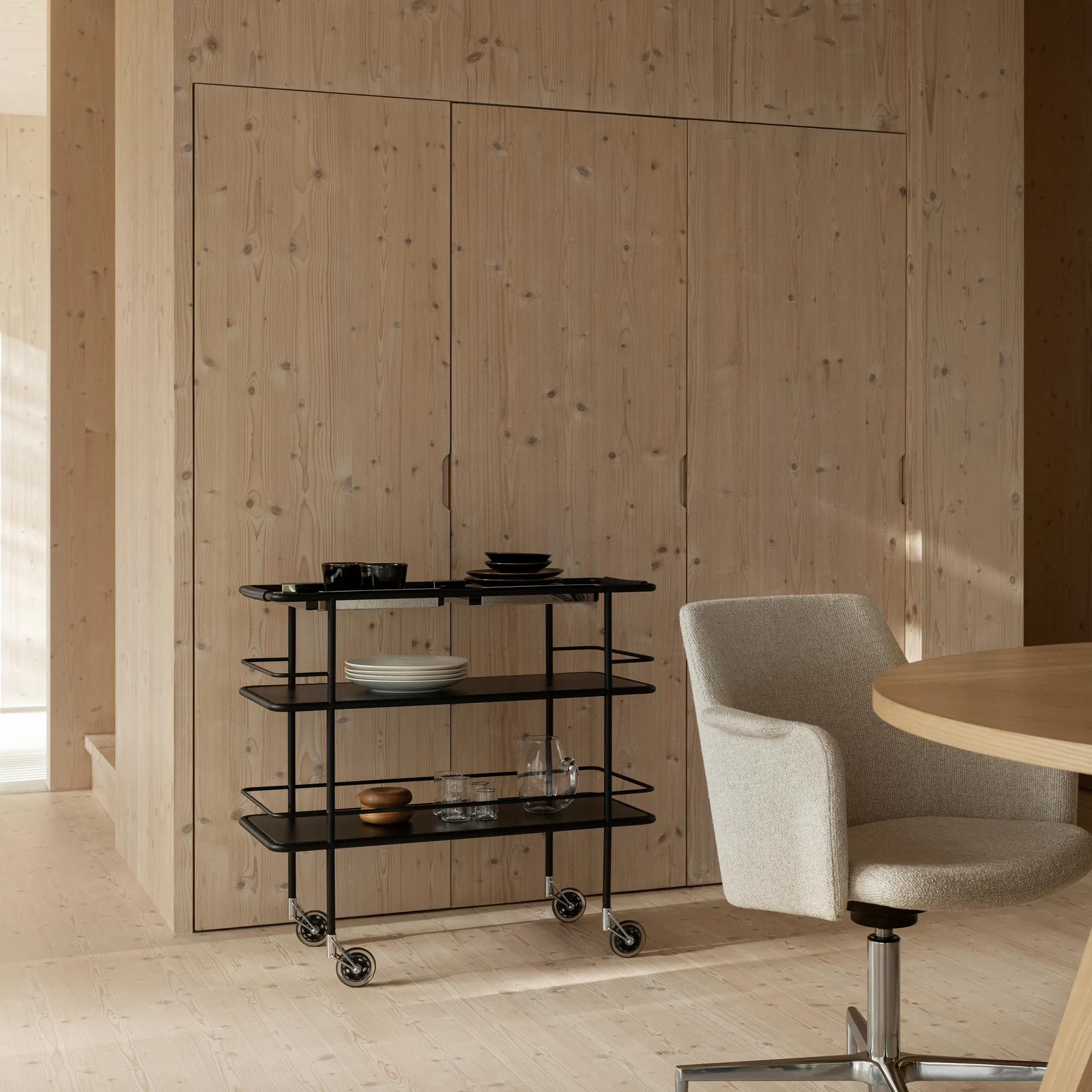 Cargo Support Servierwagen, Schwarz Lammhults