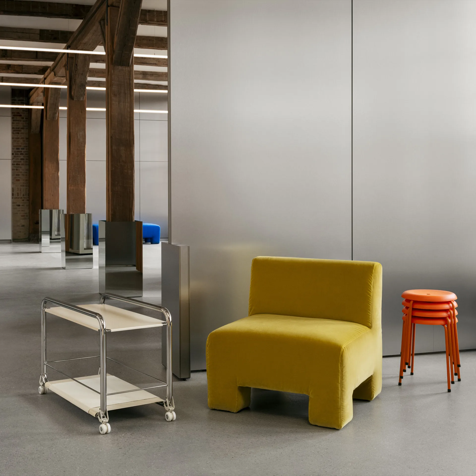 Tension Rollwagen, Chrom-beige-beige Ledermatte Lammhults