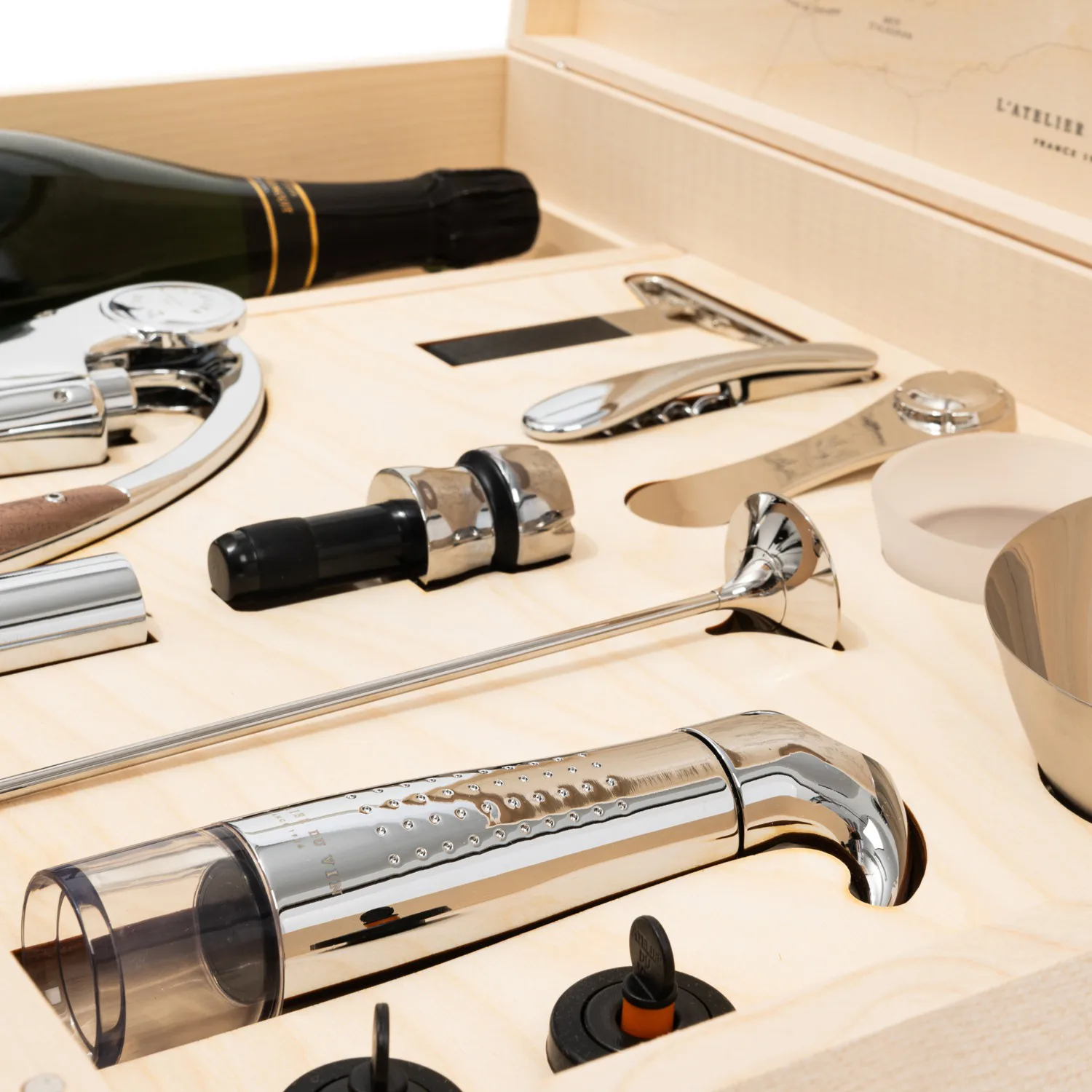 Oeno Box Connoisseur 1 Weinbox, 10-teilig L'Atelier du Vin