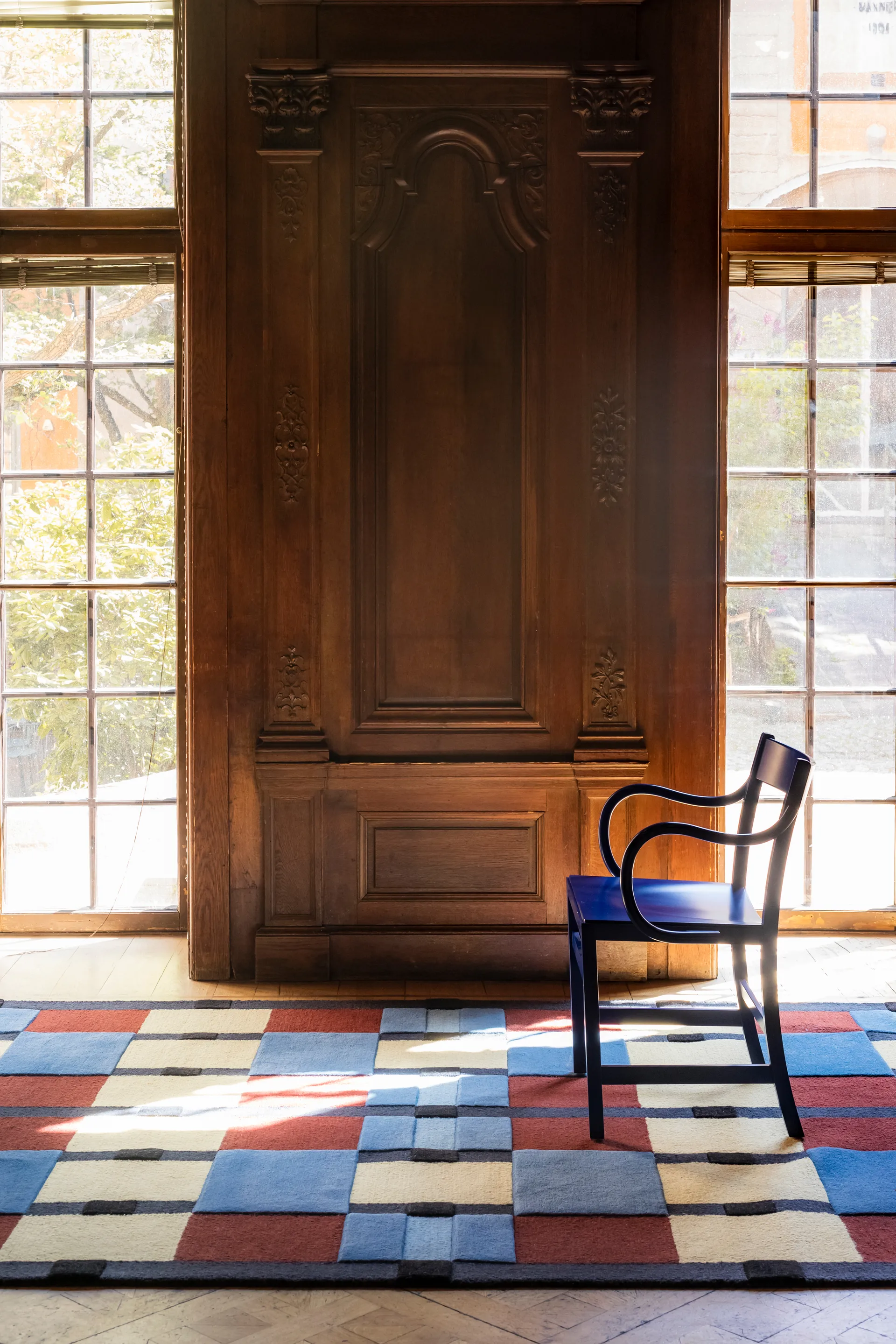 Evelina Kroon After Noon sky Wollteppich, 180 x 270cm Layered