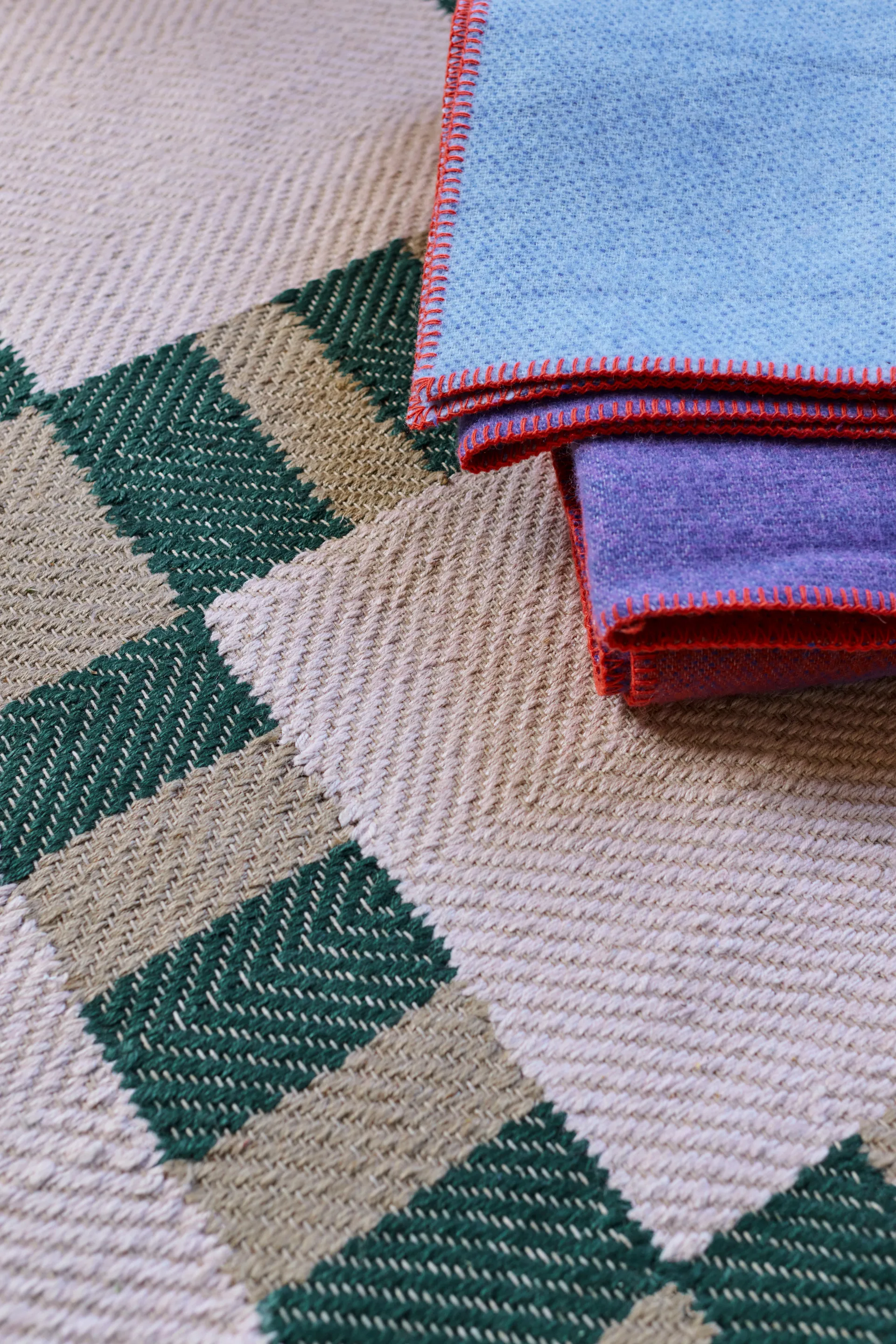 Evelina Kroon Juteteppich 180x270cm, Korean chives Layered