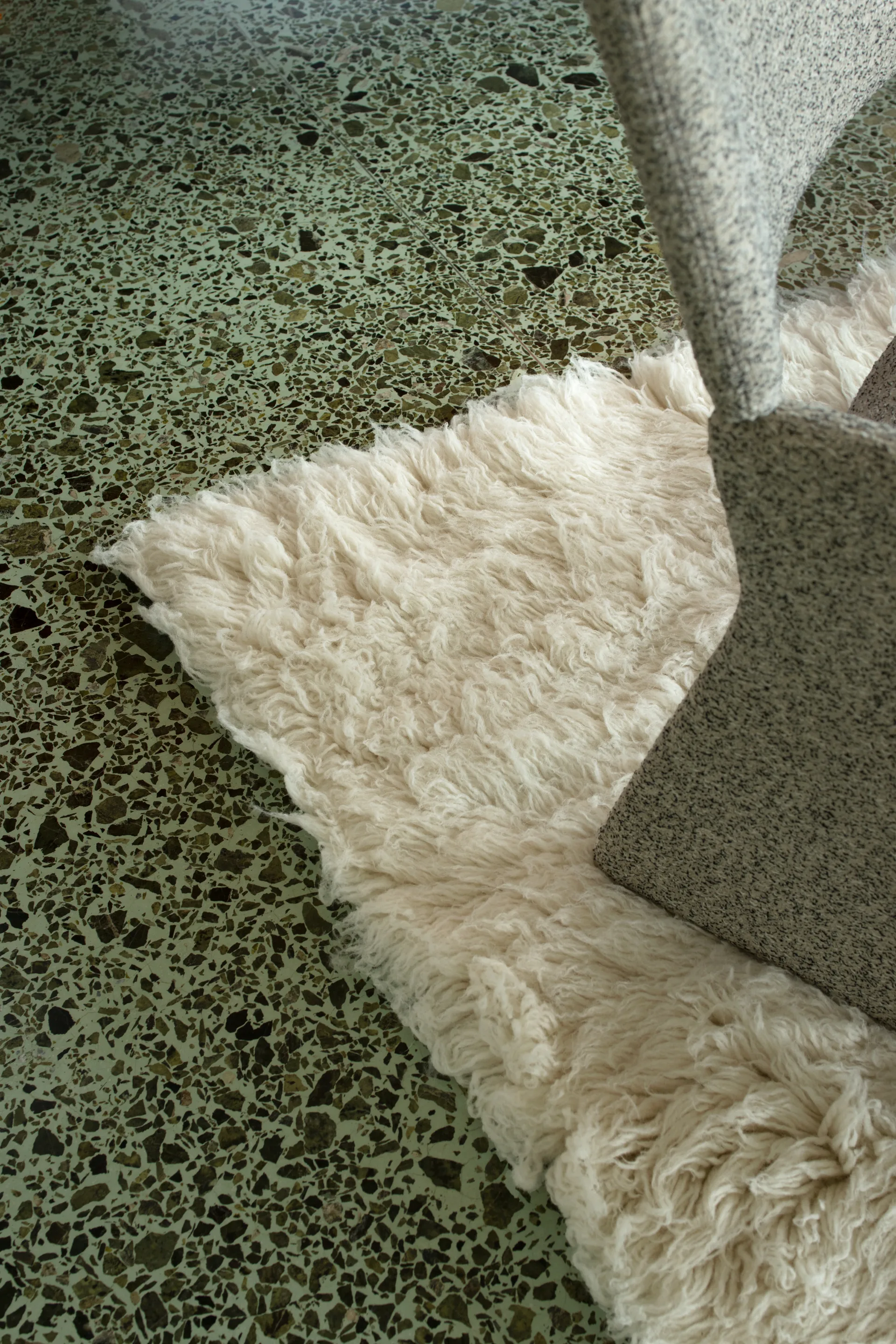 Shaggy Teppich 180 x 270cm, Off White Layered