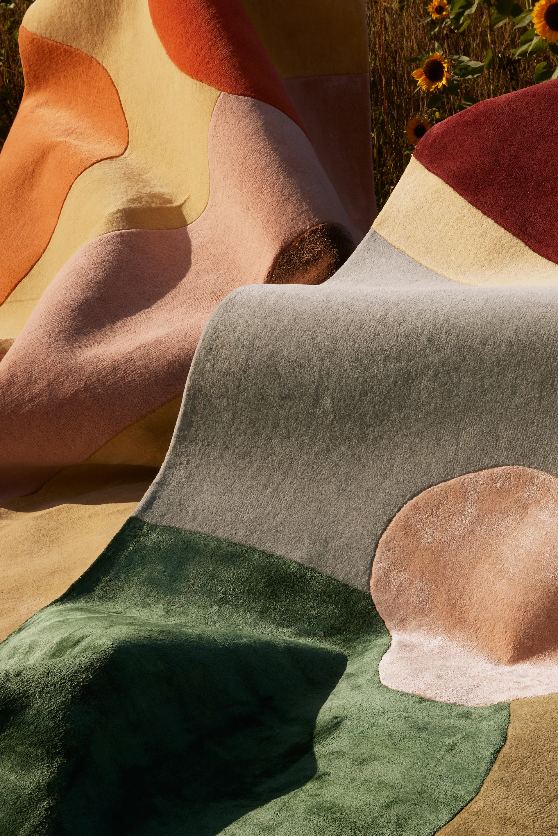 Sleeping Flower Wollteppich, 200x300 cm Layered