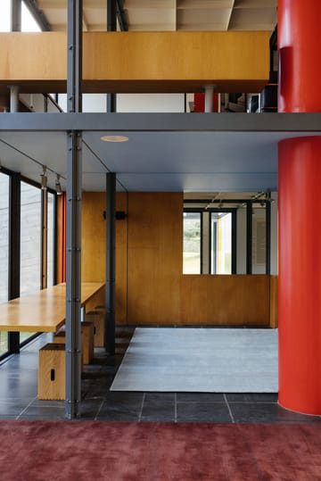 Solid Wool Wollteppich - Ruby red, 250x350 cm - Layered