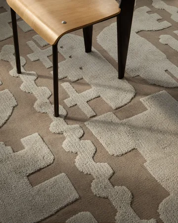 Stig Lindberg Gunnel Wollteppich - Walnut brown, 180 x 270cm - Layered