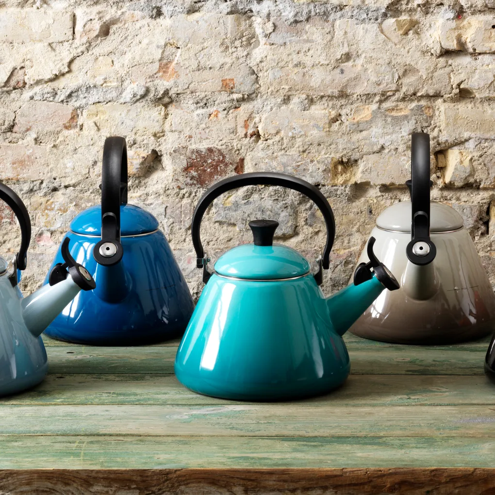 Le Creuset Kone Wasserkessel mit Pfeife von Le Creuset online kaufen bei NordicNest.de