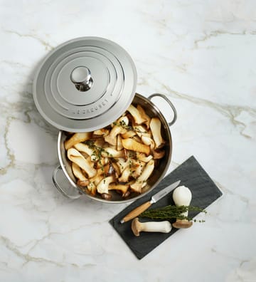 Signature 3-lagiger niedriger Topf mit Deckel - 4,8 l - Le Creuset