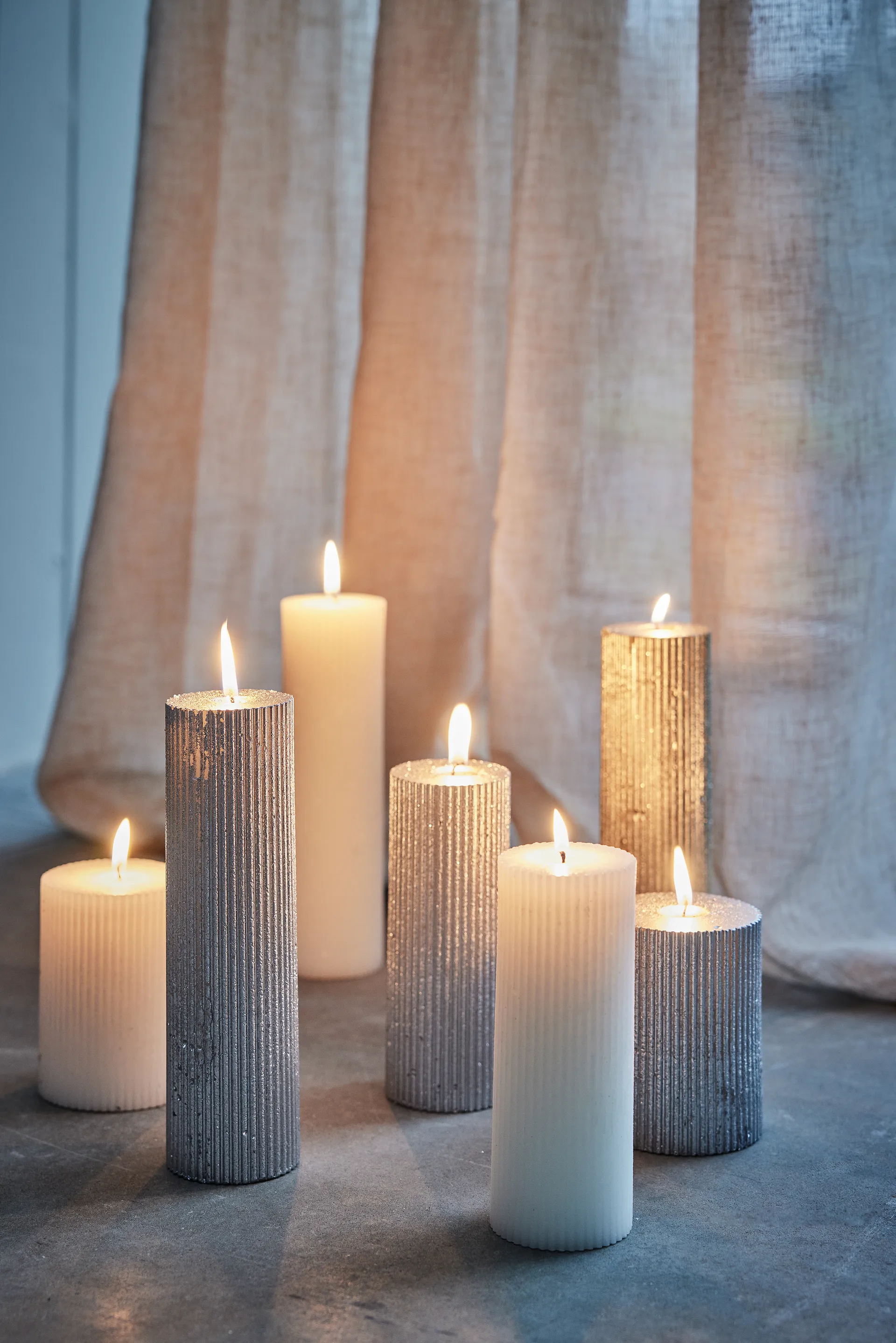 Lissa Kerze Ø6x15 cm, Silber Lene Bjerre