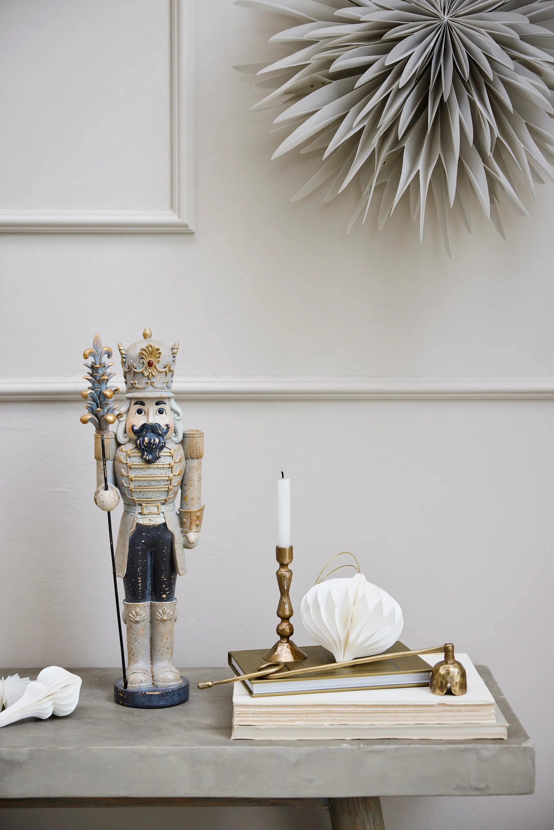 Palisia Dekorationsstern Ø40 cm, Light grey Lene Bjerre