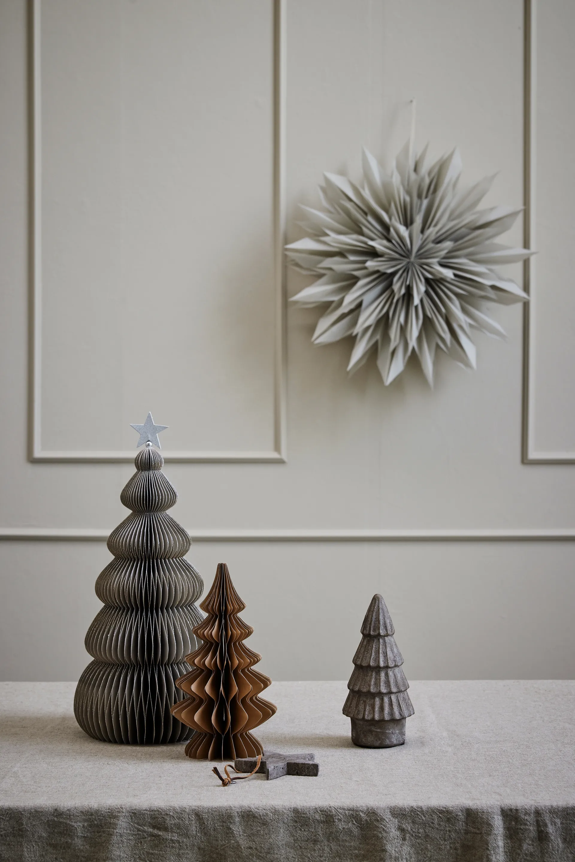 Palisia Dekorationsstern Ø40 cm, Light grey Lene Bjerre