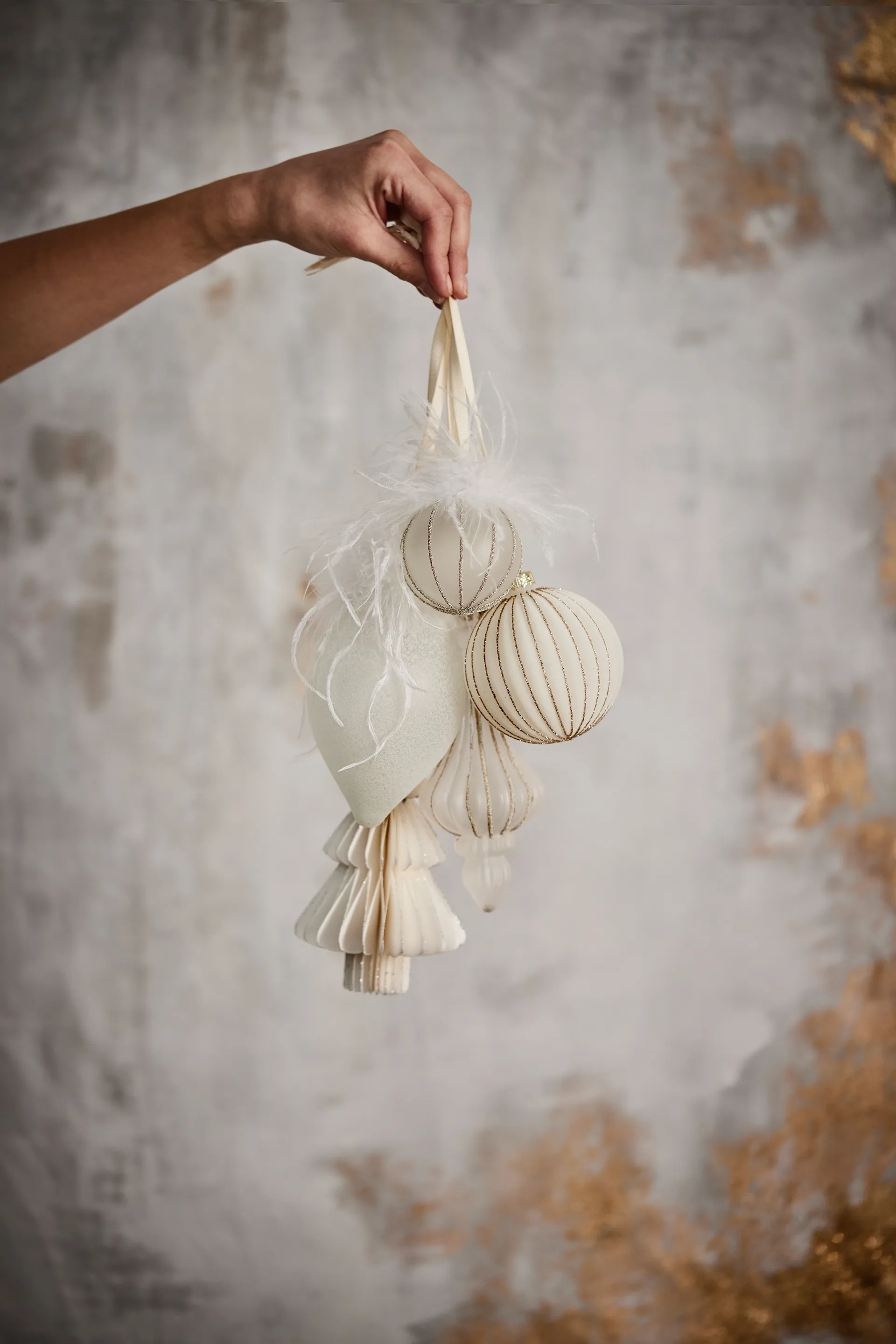 Sella Weihnachtskugel Ø8cm, Off white Lene Bjerre