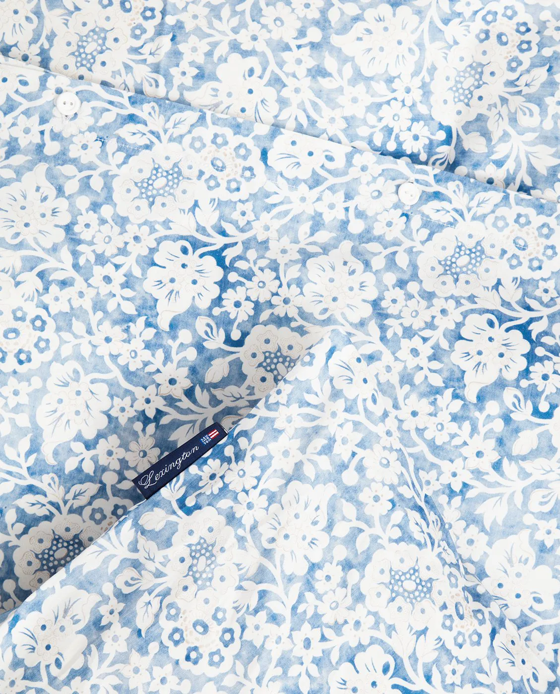 Blue Floral Printed Cotton Sateen Bettwäscheset, 50x60 cm, 220x220 cm Lexington
