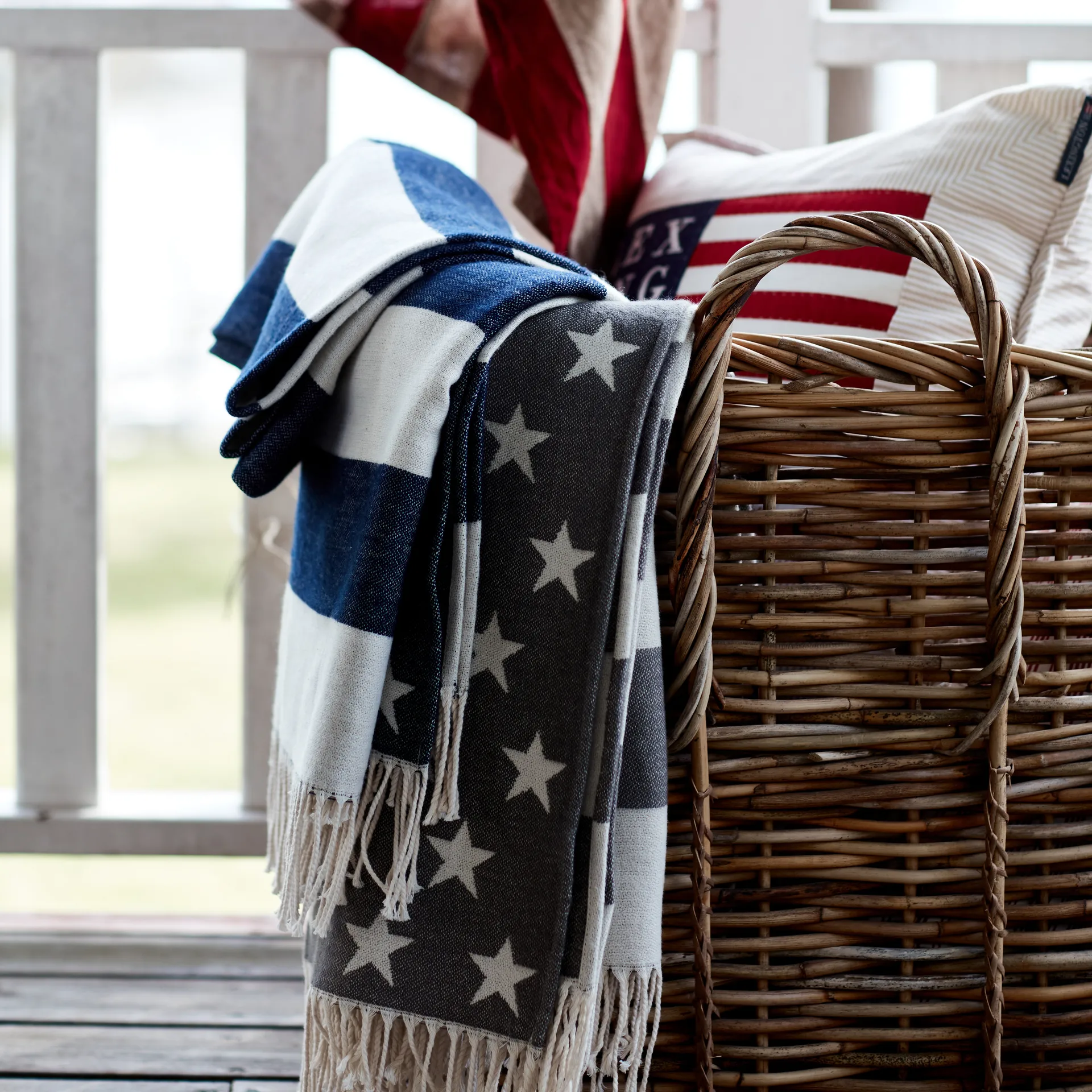 Icons Flag Wolldecke 130 x 170cm, White-navy Lexington