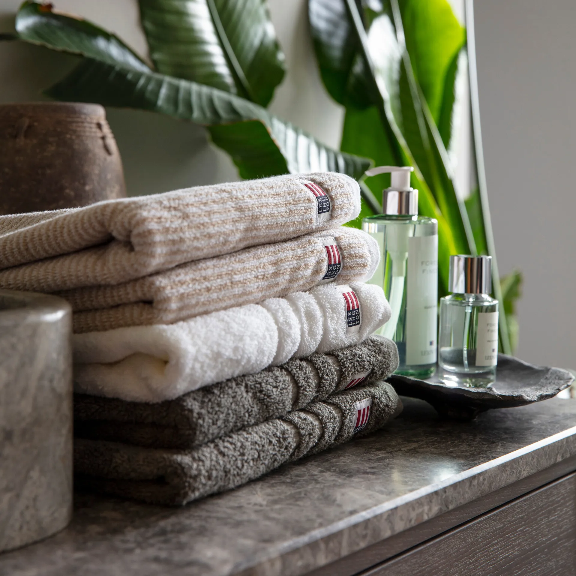 Icons Original Striped Handtuch 50 x 70cm, White-tan Lexington