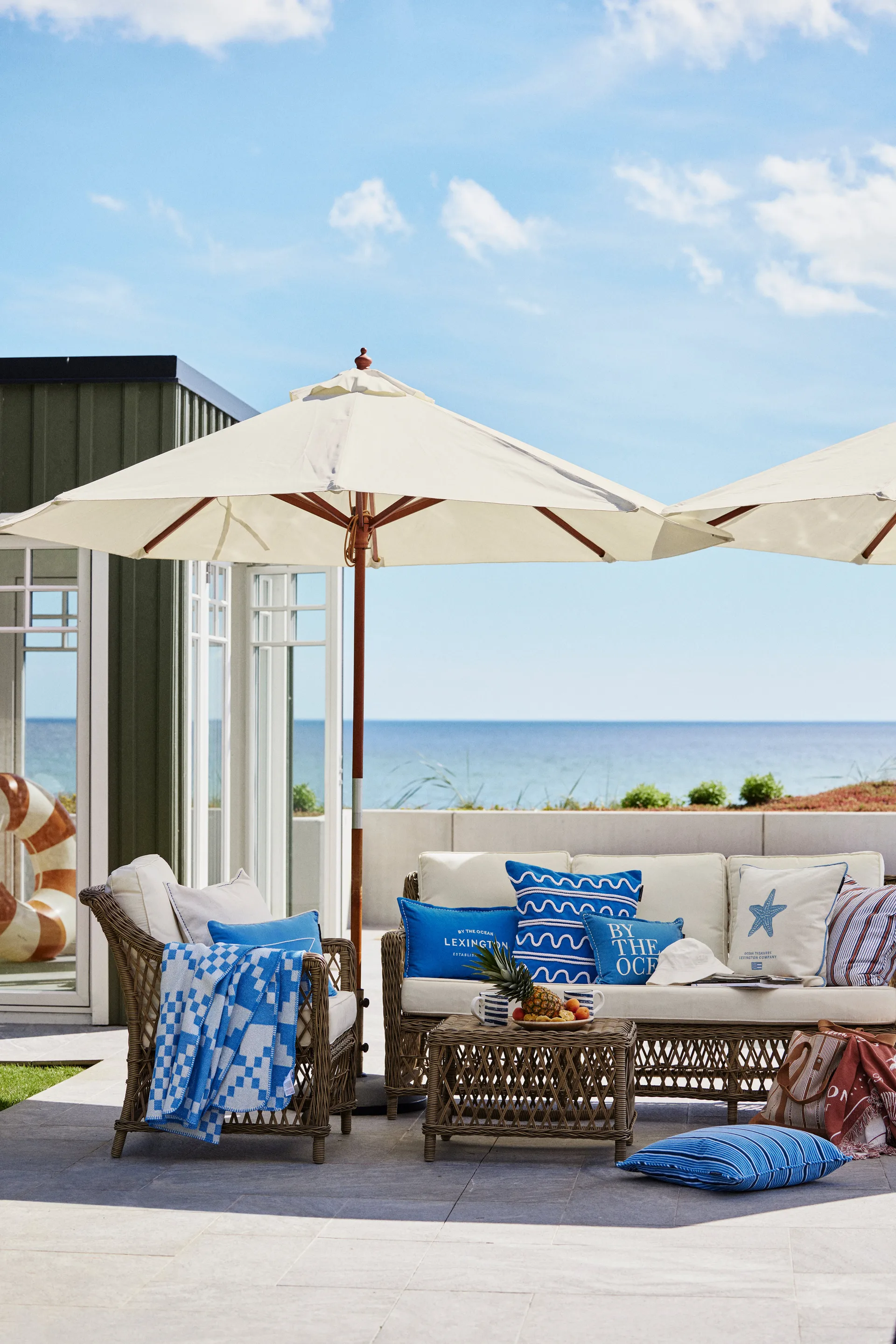 Logo Embroidered Linen/Cotton Kissen 30x50 cm, Blue Lexington