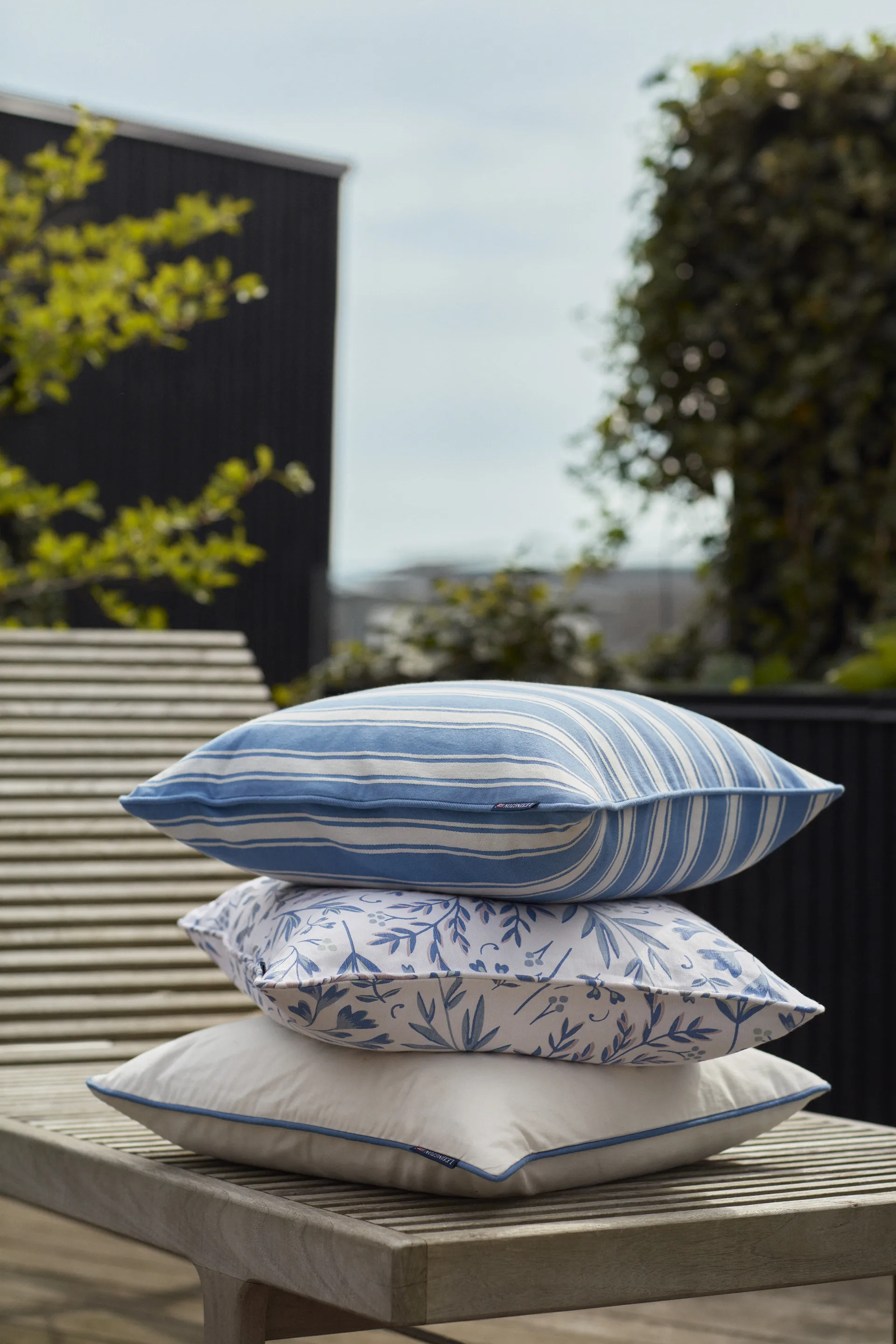 Printed Flowers Kissenbezug 50 x 50cm, Blau Lexington