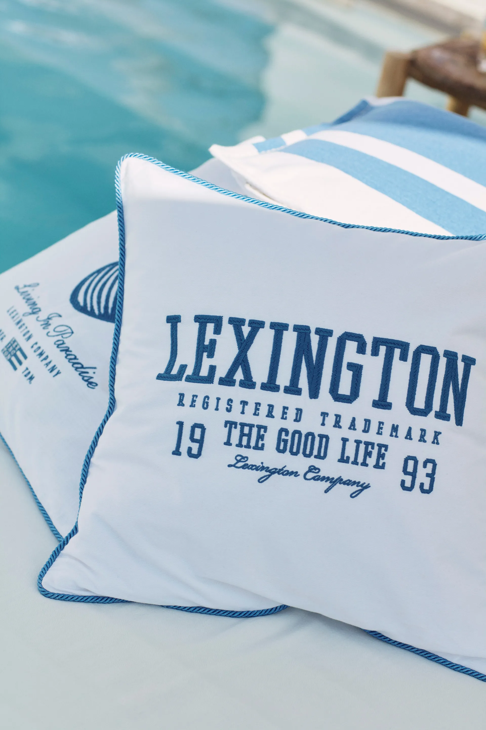 Seashell Cotton Canvas Kissenbezug 50 x 50cm, White-blue Lexington