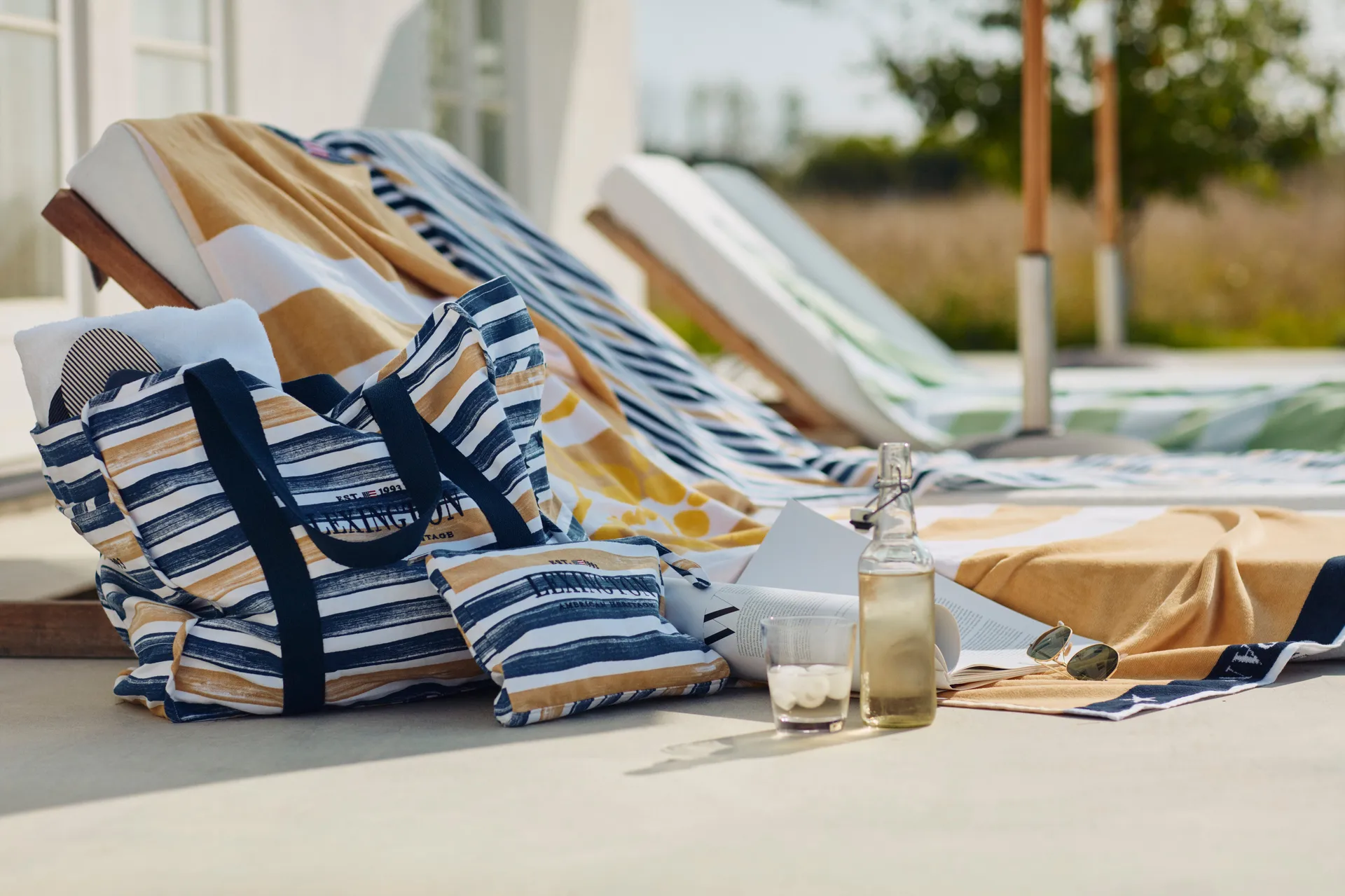 Striped Cotton Velour Badehandtuch 100 x 180cm, Blue-white-oat Lexington