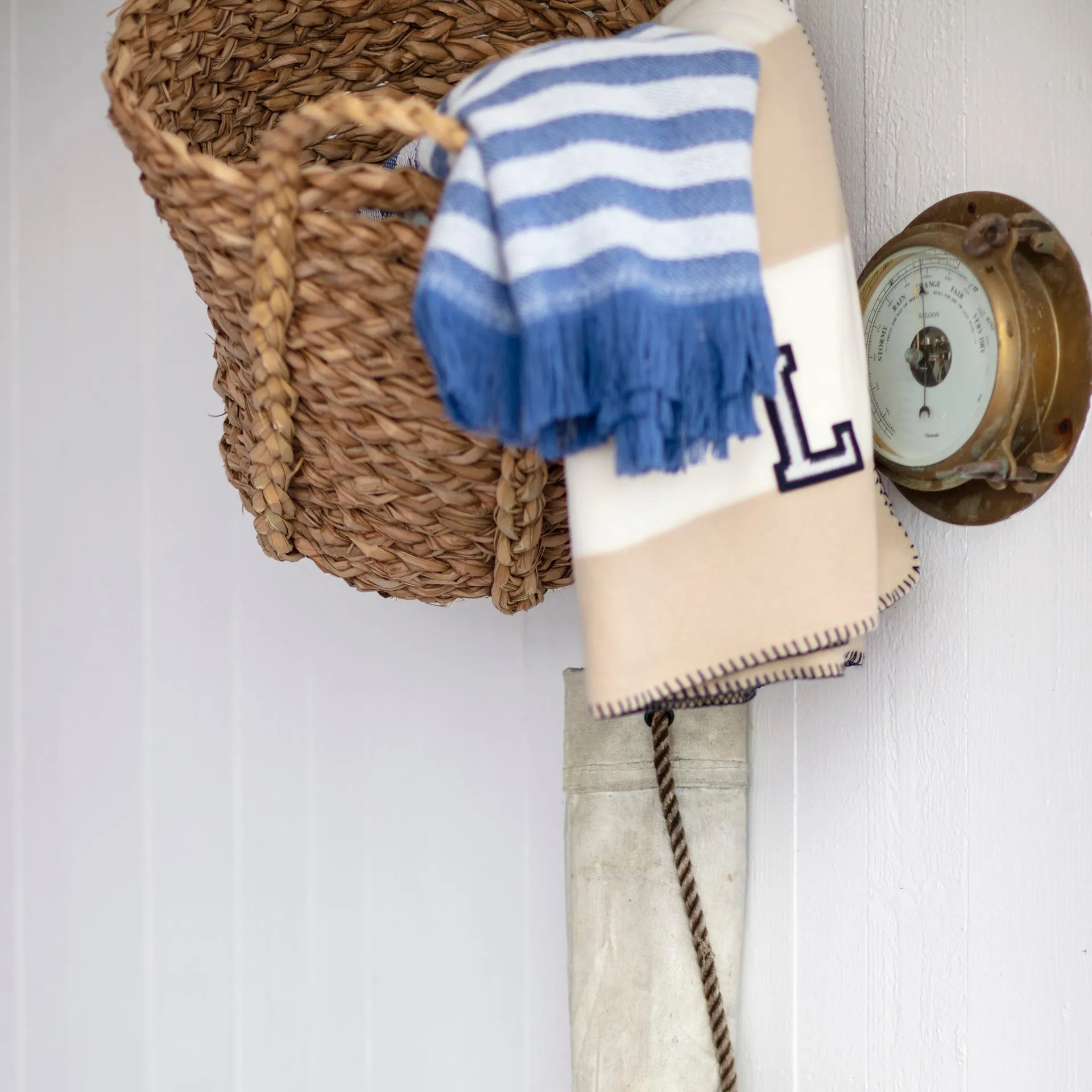 Striped Recycled Cotton Wolldecke 130 x 170cm, Blue-white Lexington