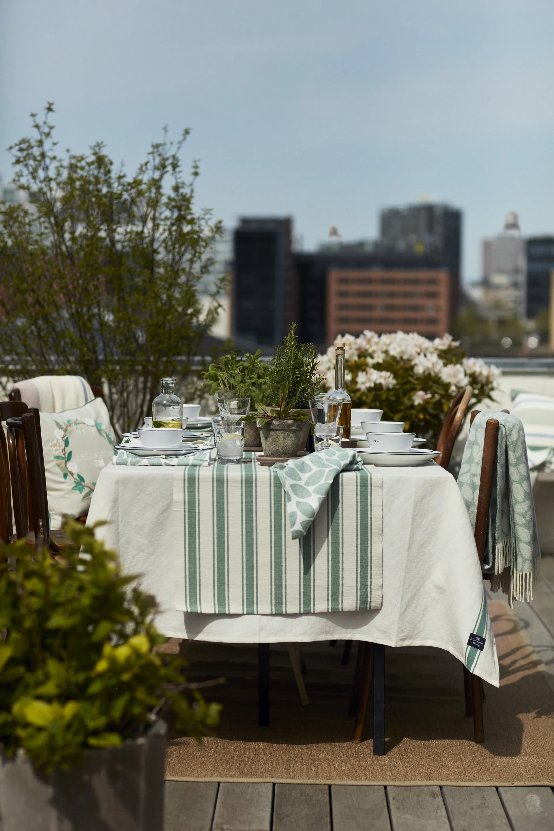 Striped Tischläufer 50 x 250cm, Grün Lexington