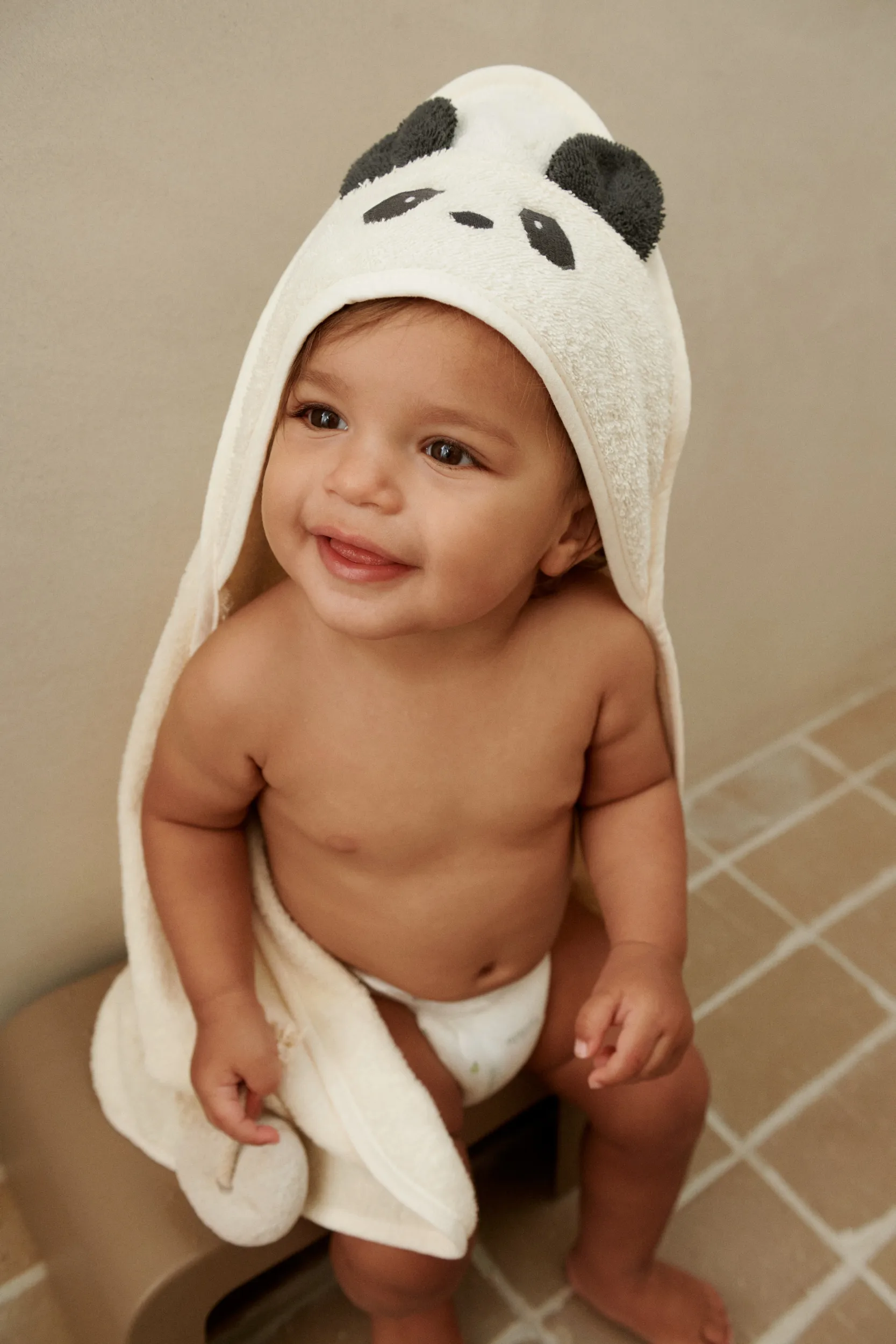 Albert Badetuch mit Kapuze 70x70 cm, Panda creme de la creme Liewood