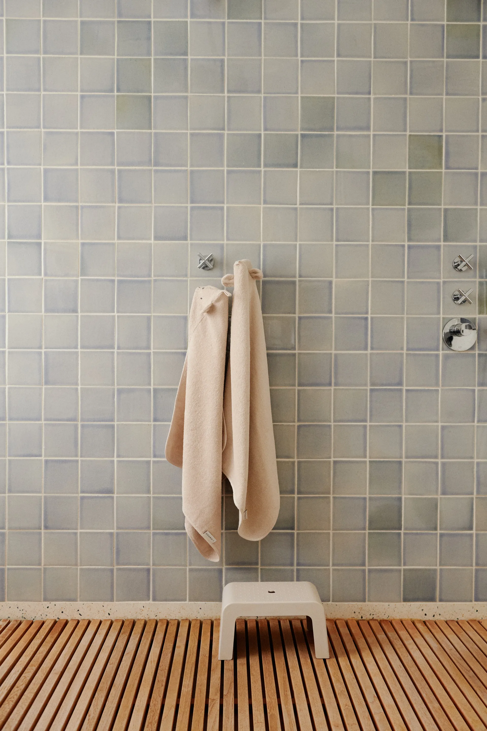 Albert Badetuch mit Kapuze 70x70 cm, Sandy Liewood