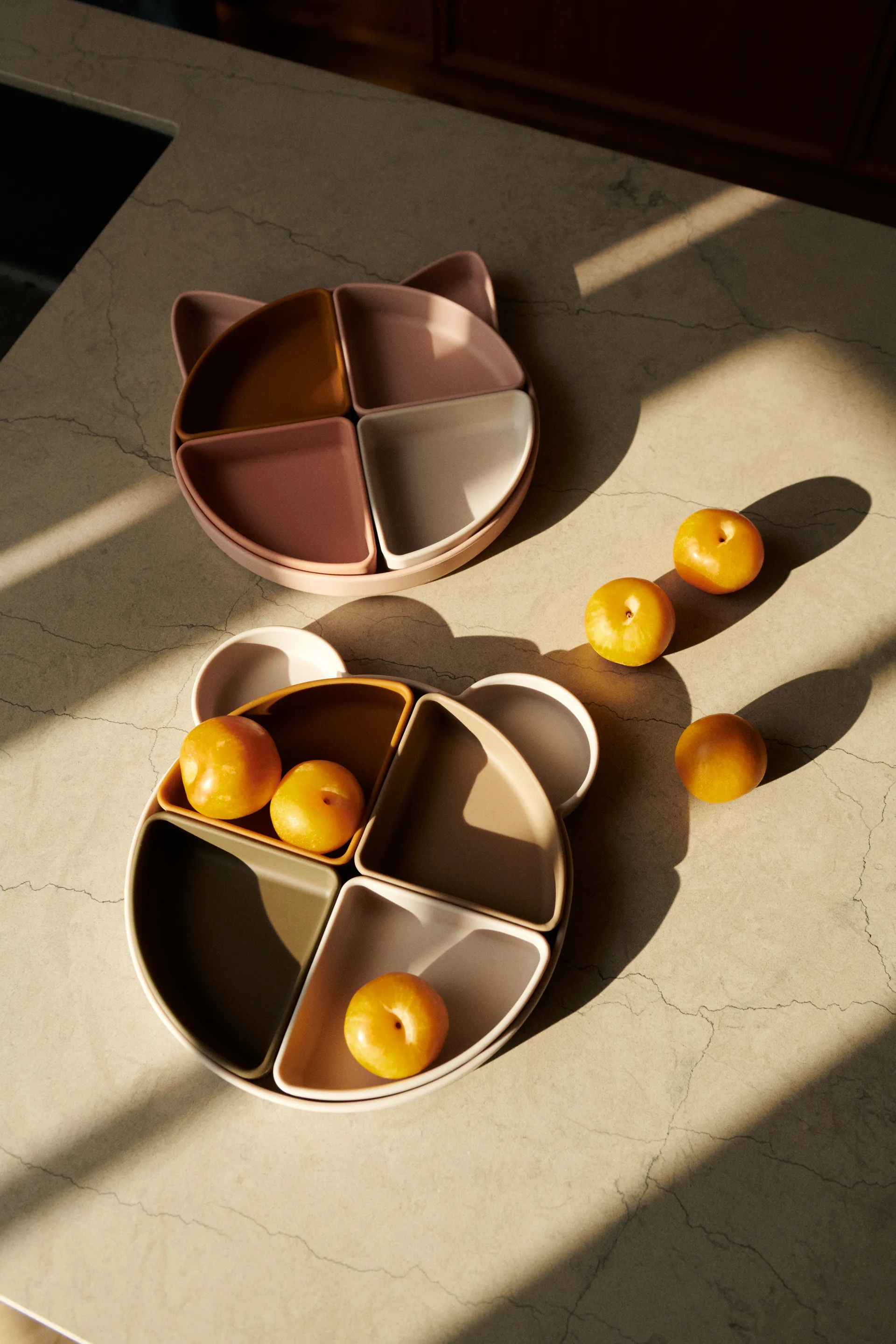 Arne Kinderteller + 4 Schalen, Cat rose multi mix Liewood