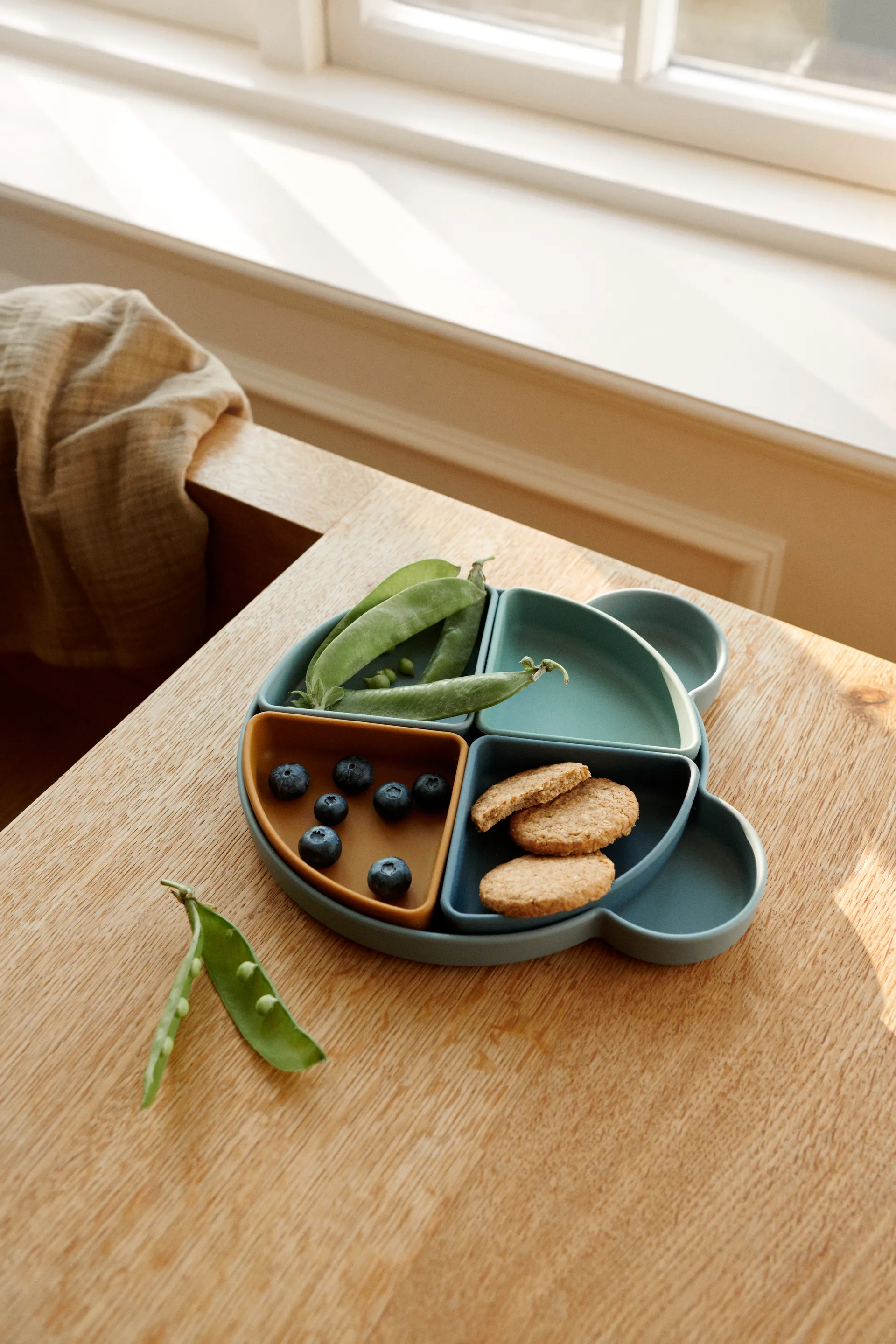 Arne Kinderteller + 4 Schalen, Mr bear blue fog multi mix Liewood