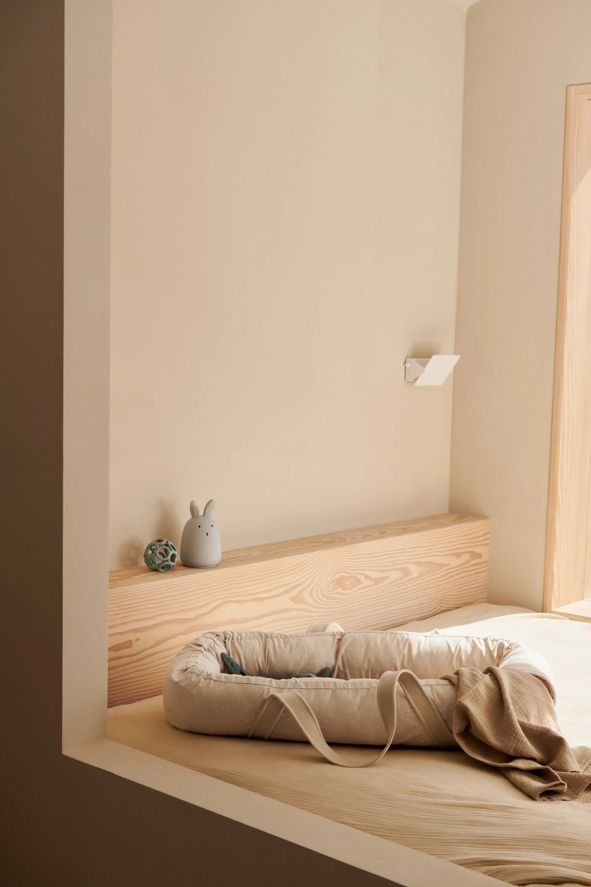 Gro printed Babynest, Confetti sandy Liewood