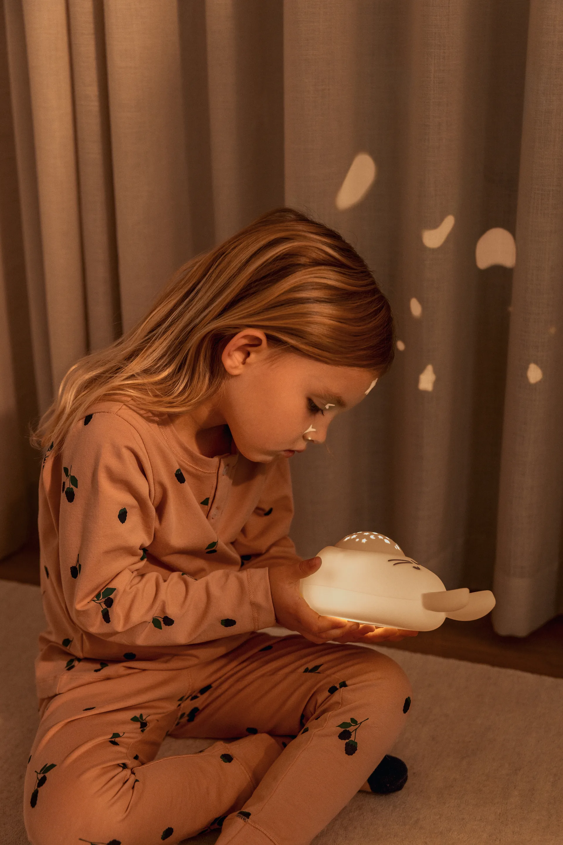 Manuel Kaninchen Nachttischlampe mit Projektor und Ton, Sandy Liewood