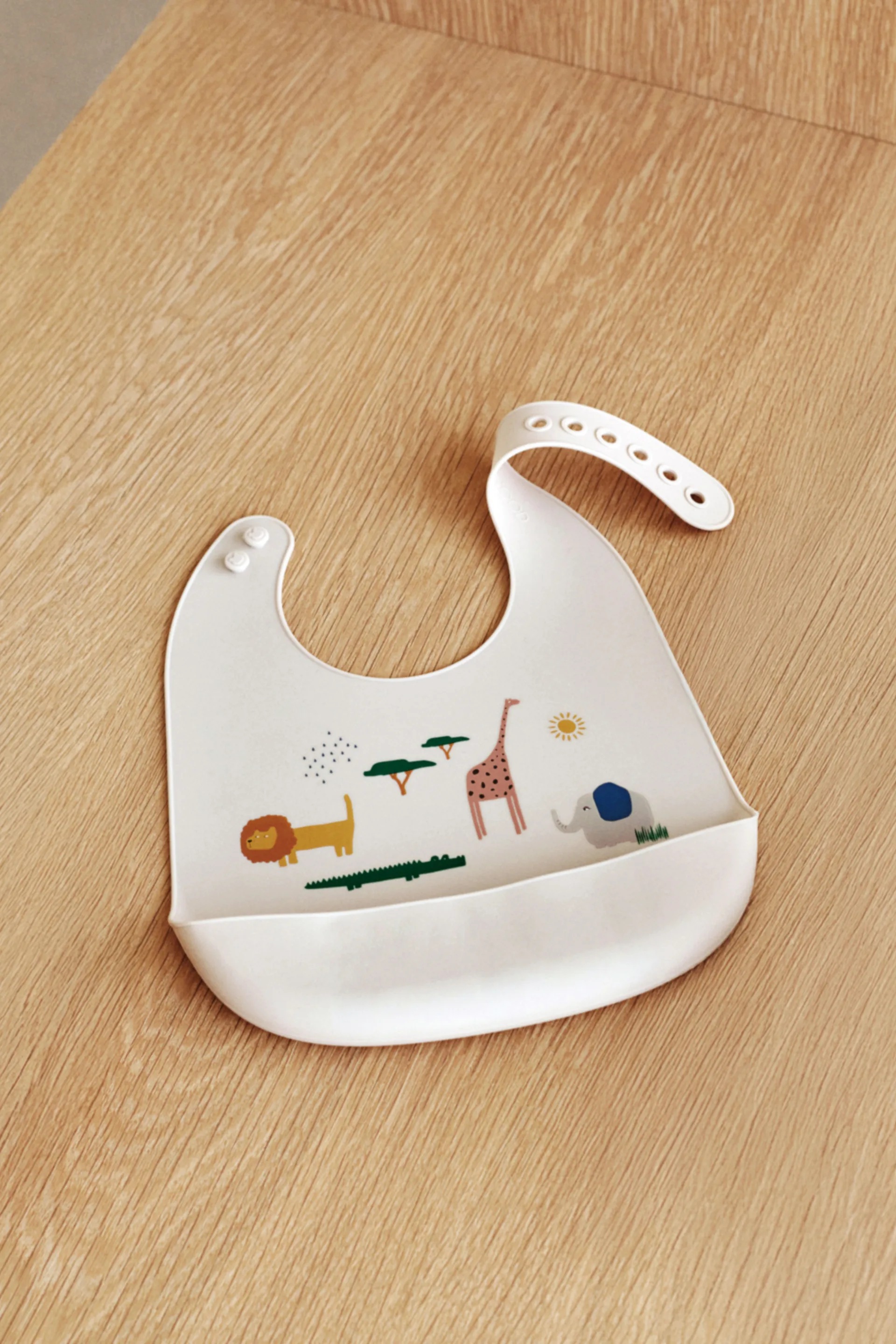 Tilda Lätzchen Silikon 2er-Pack, Safari sandy mix Liewood