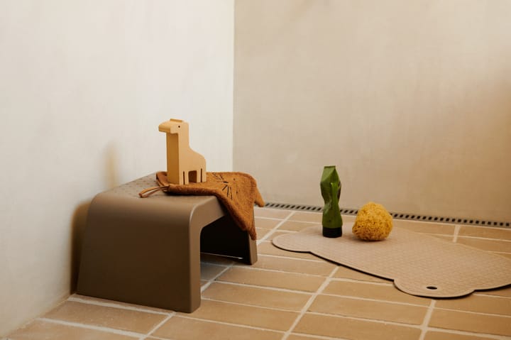 Ulla Hocker, Oat Liewood