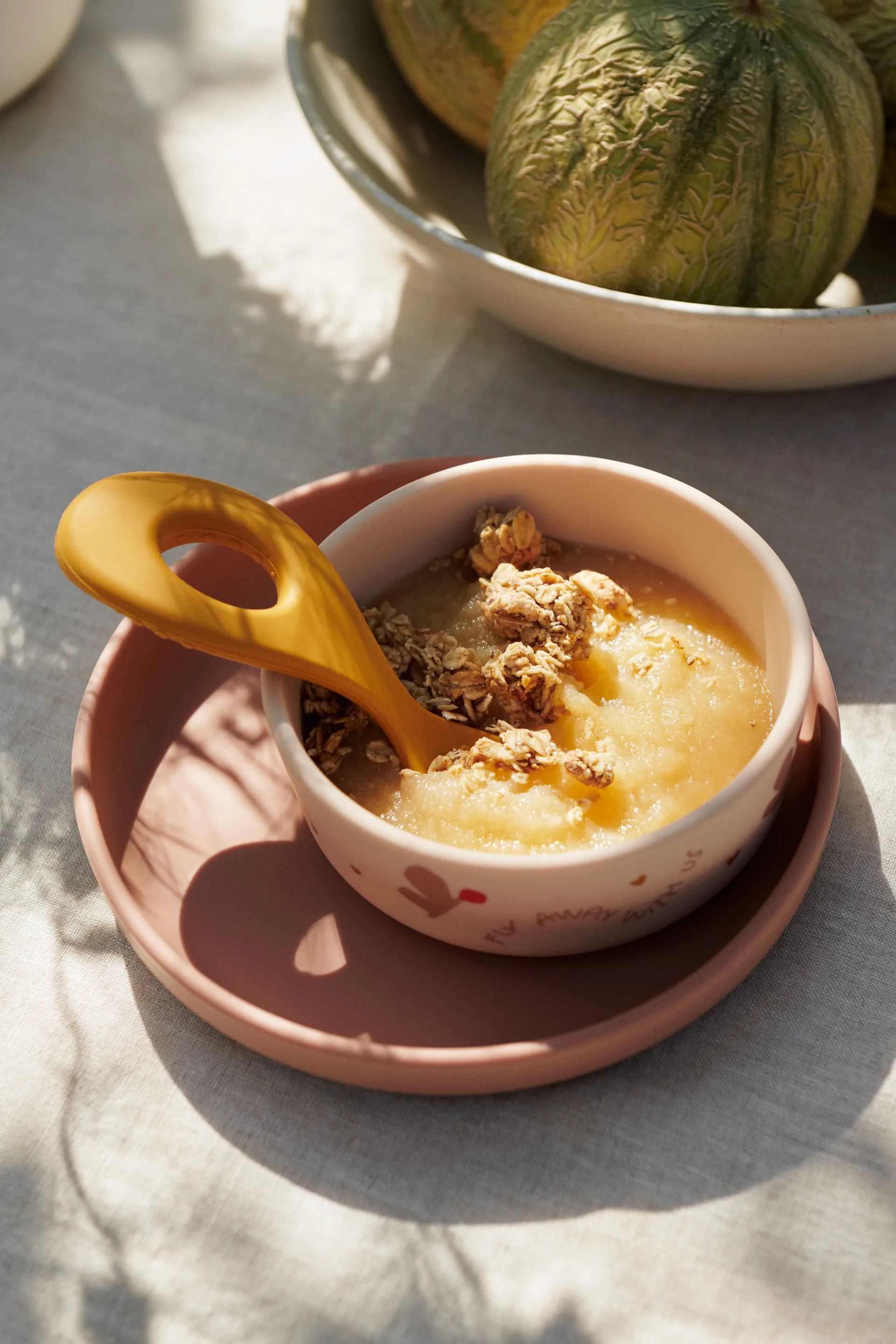 Vivi printed Geschirrset 4-teilig, Butterfly-apple blossom Liewood